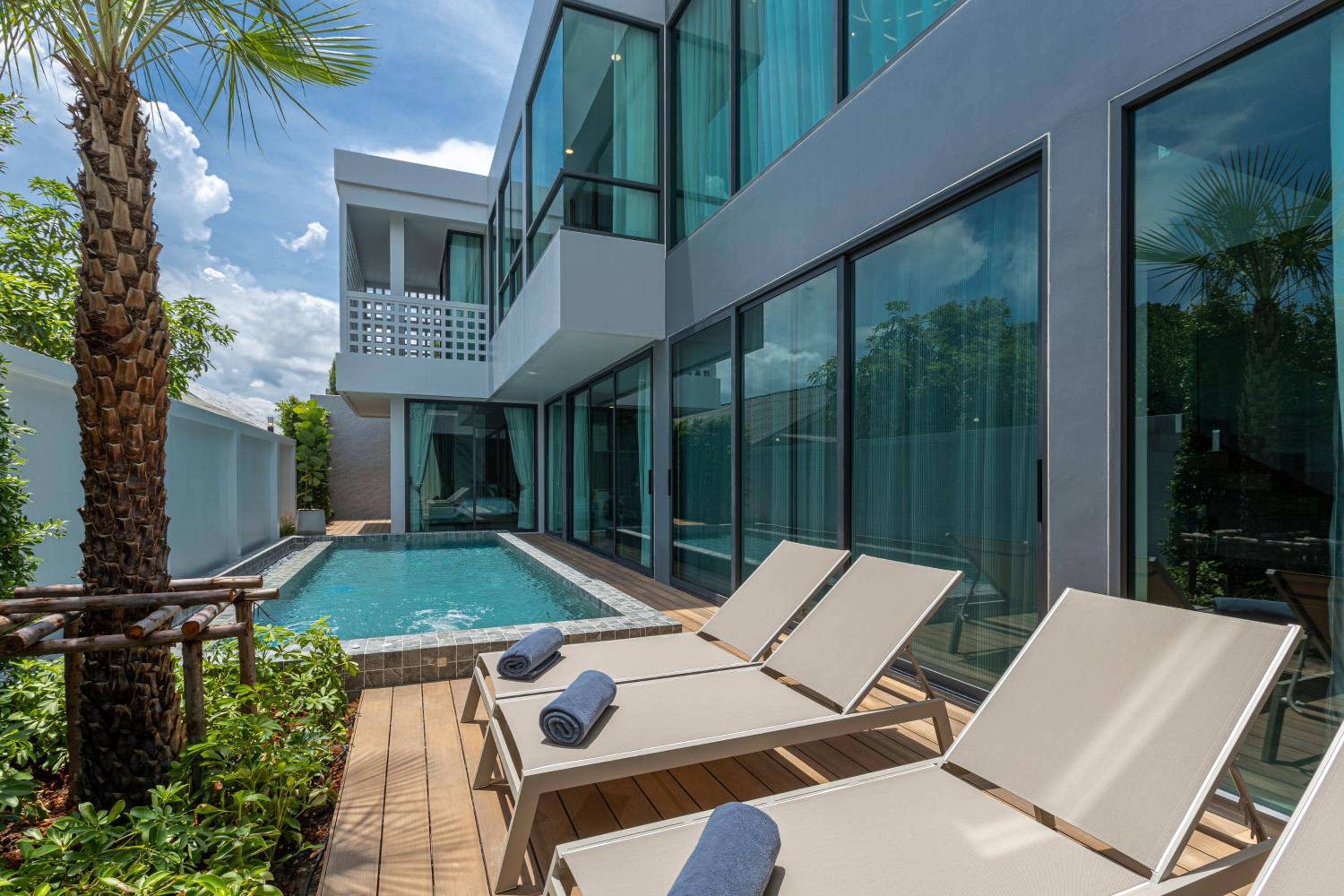 Mandla Villas Collection, Villa Tanya Rawai