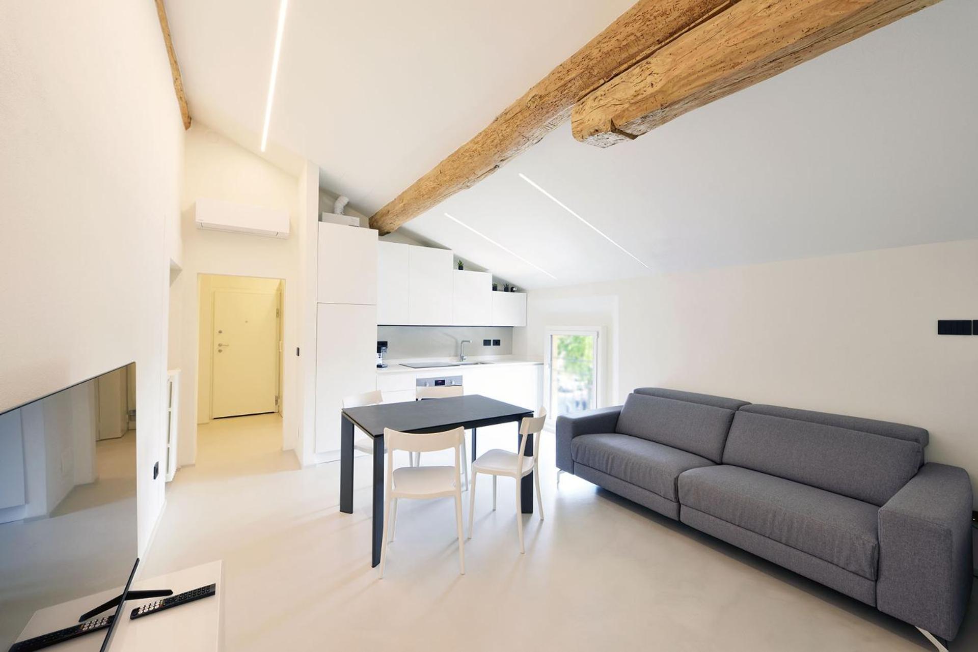 Cesare Apartments