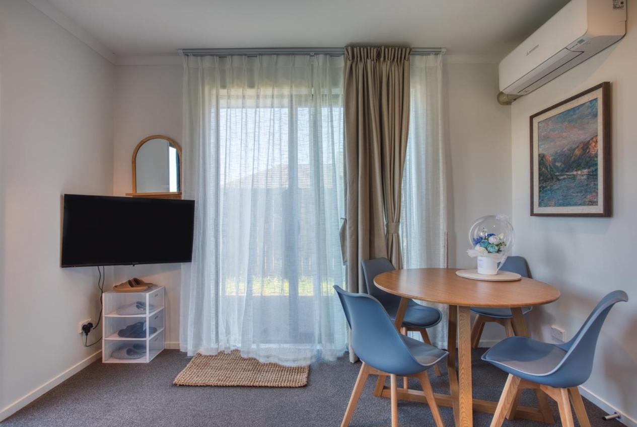 Cozy Retreat on Serene Street view 5