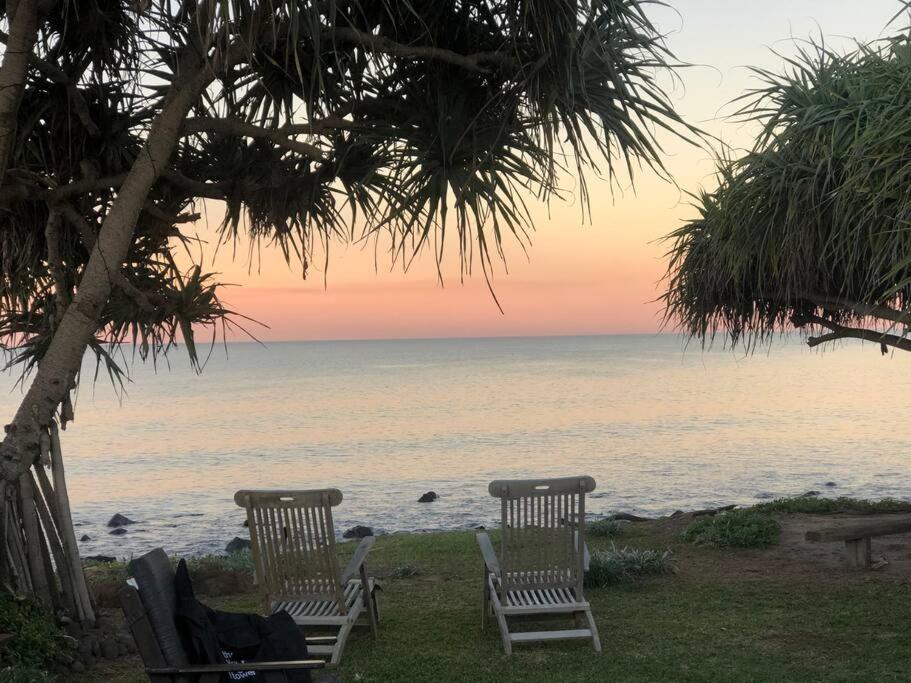 PRIVATE OCEAN FRONT, PET FRIENDLY OASIS!