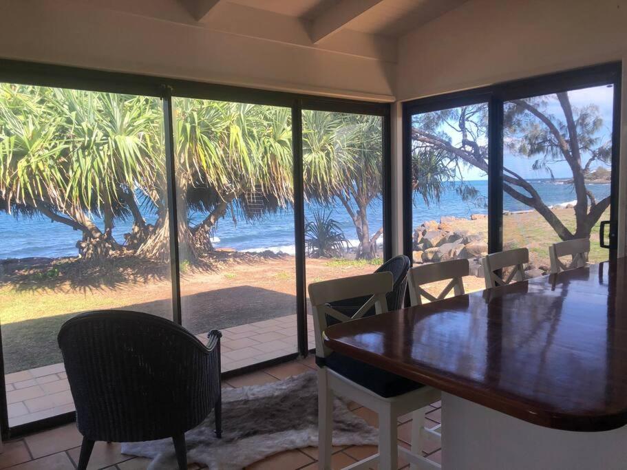 PRIVATE OCEAN FRONT, PET FRIENDLY OASIS!