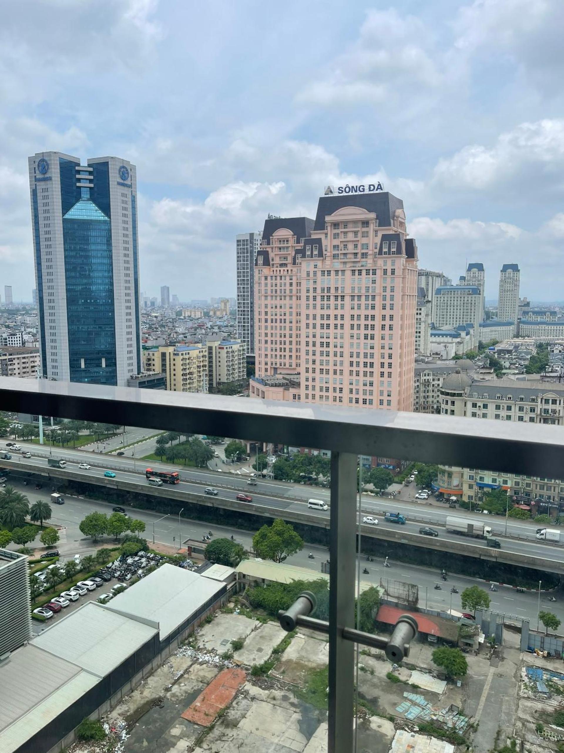 Hanoi - Vinhomes Skylake - Luxury Services Apartments - GalaxyHouse