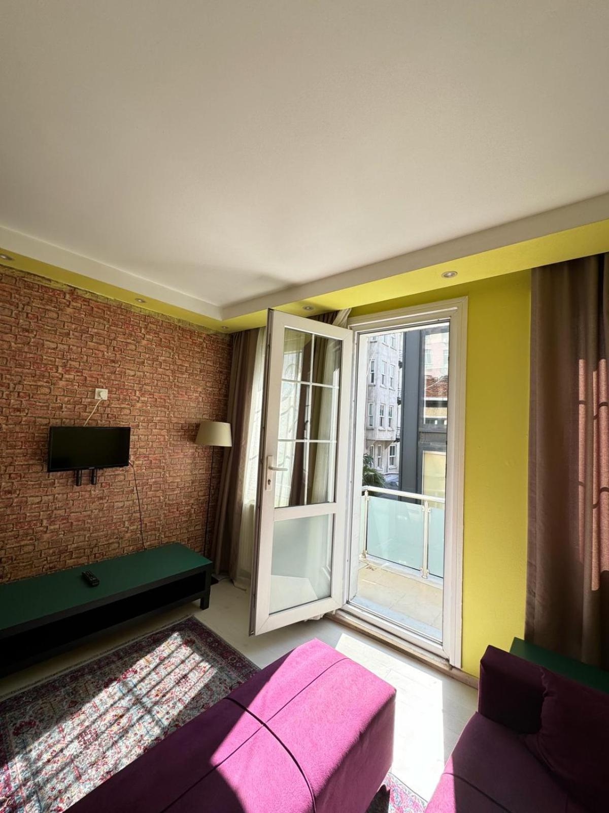 Plaesant apartment with Balcony