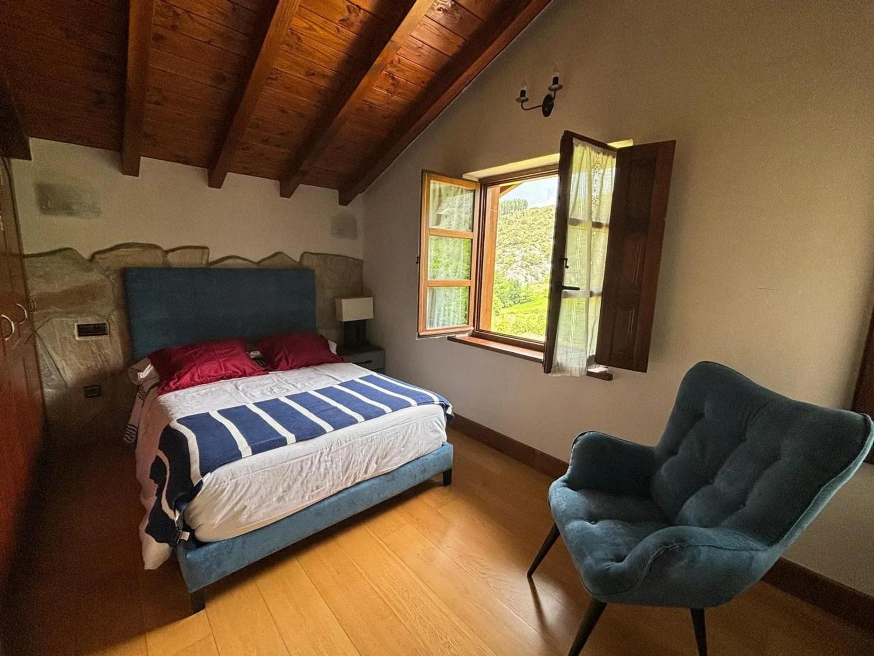 Spacious villa in Bizkaia with private pool and fireplace