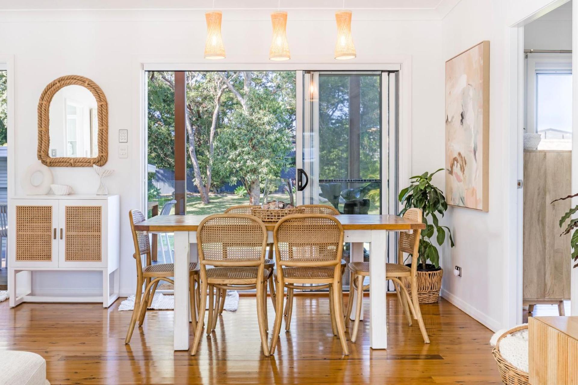 3 Pillars - Pet Friendly - 4 Mins Walk to Beach