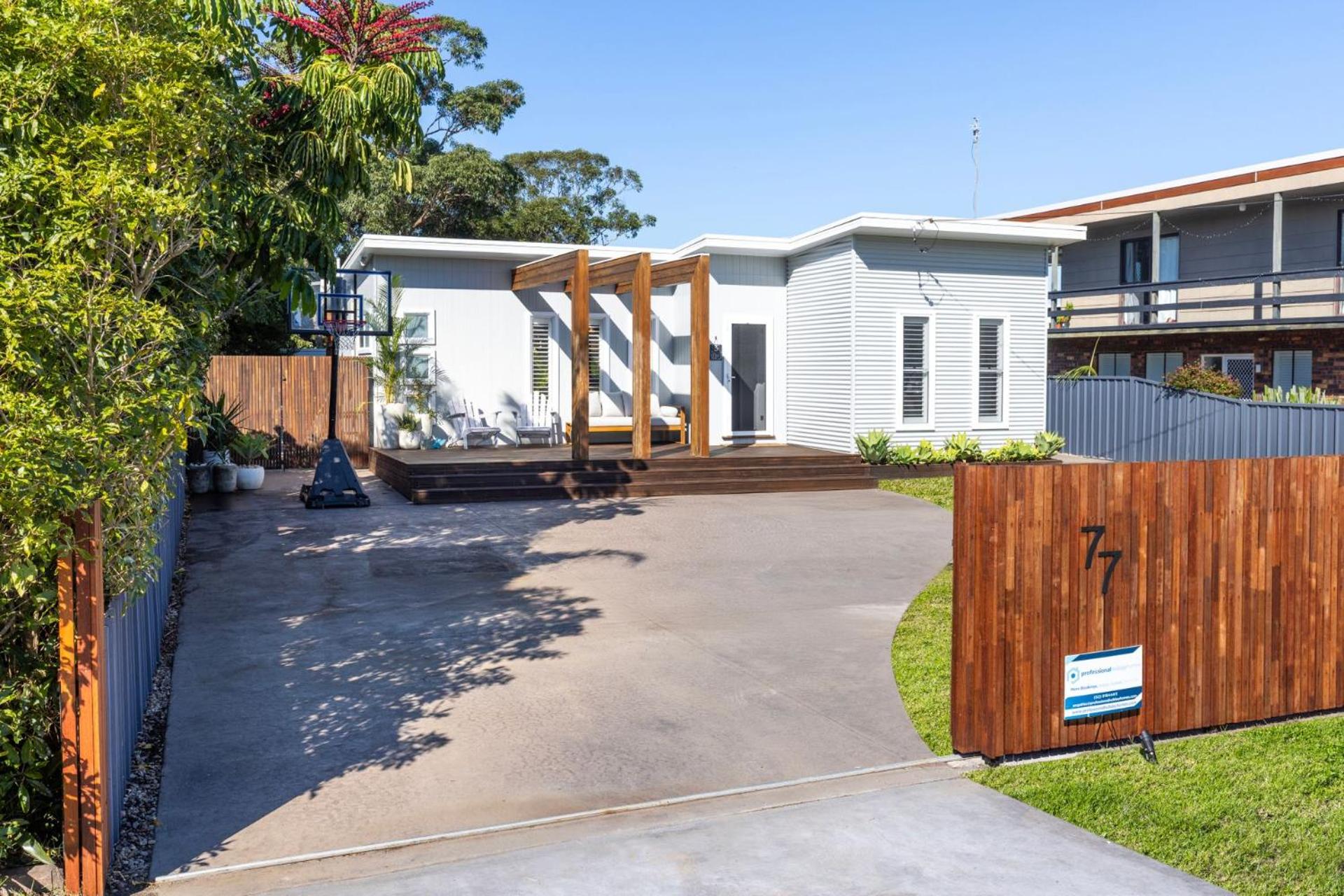3 Pillars - Pet Friendly - 4 Mins Walk to Beach