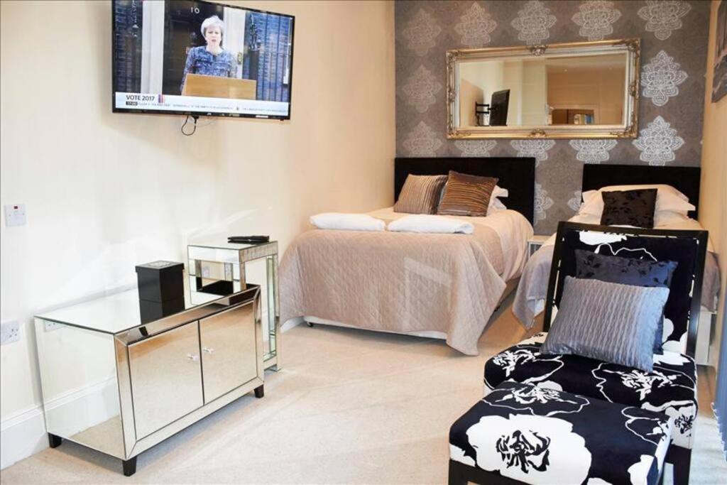 The Coral Suite view 2