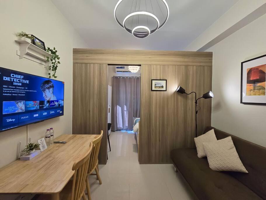 1BR Condotel with Balcony at FAME Residences #FM33 view 4