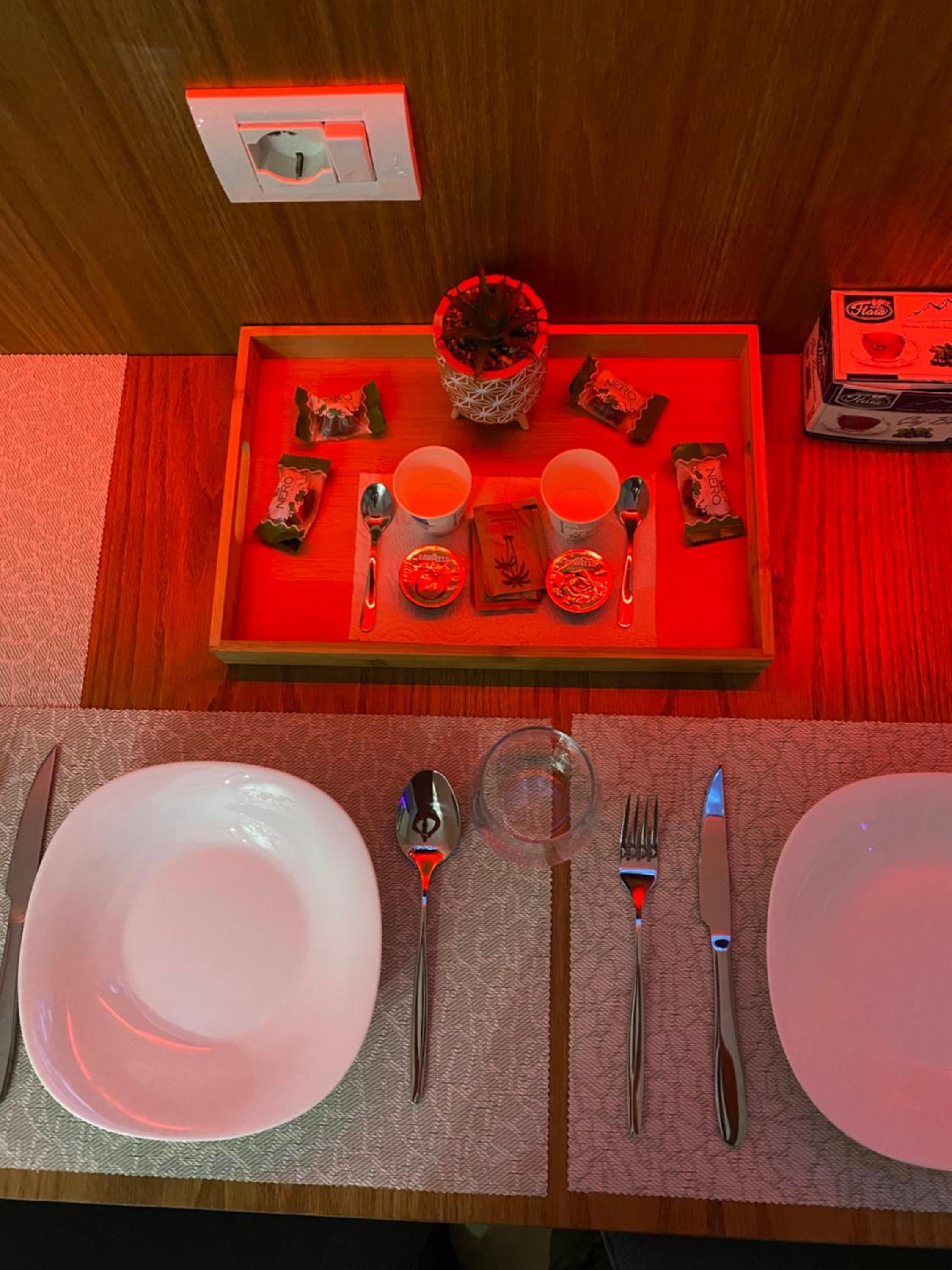 En's Beach Apartment (Two Steps From The Sea) Luxury Apartment in Mali i Robit, GOLEM