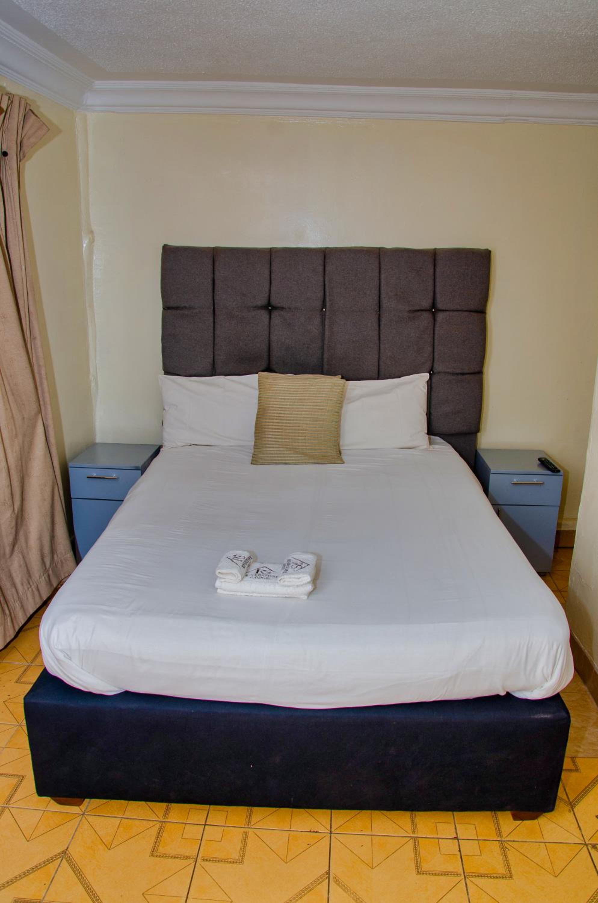 Riverstone Guest Lodge