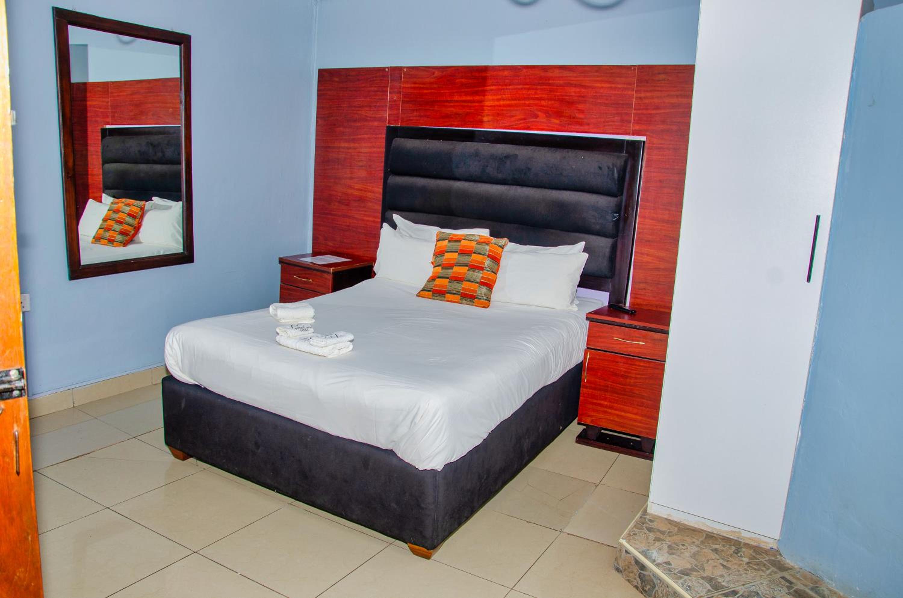 Riverstone Guest Lodge