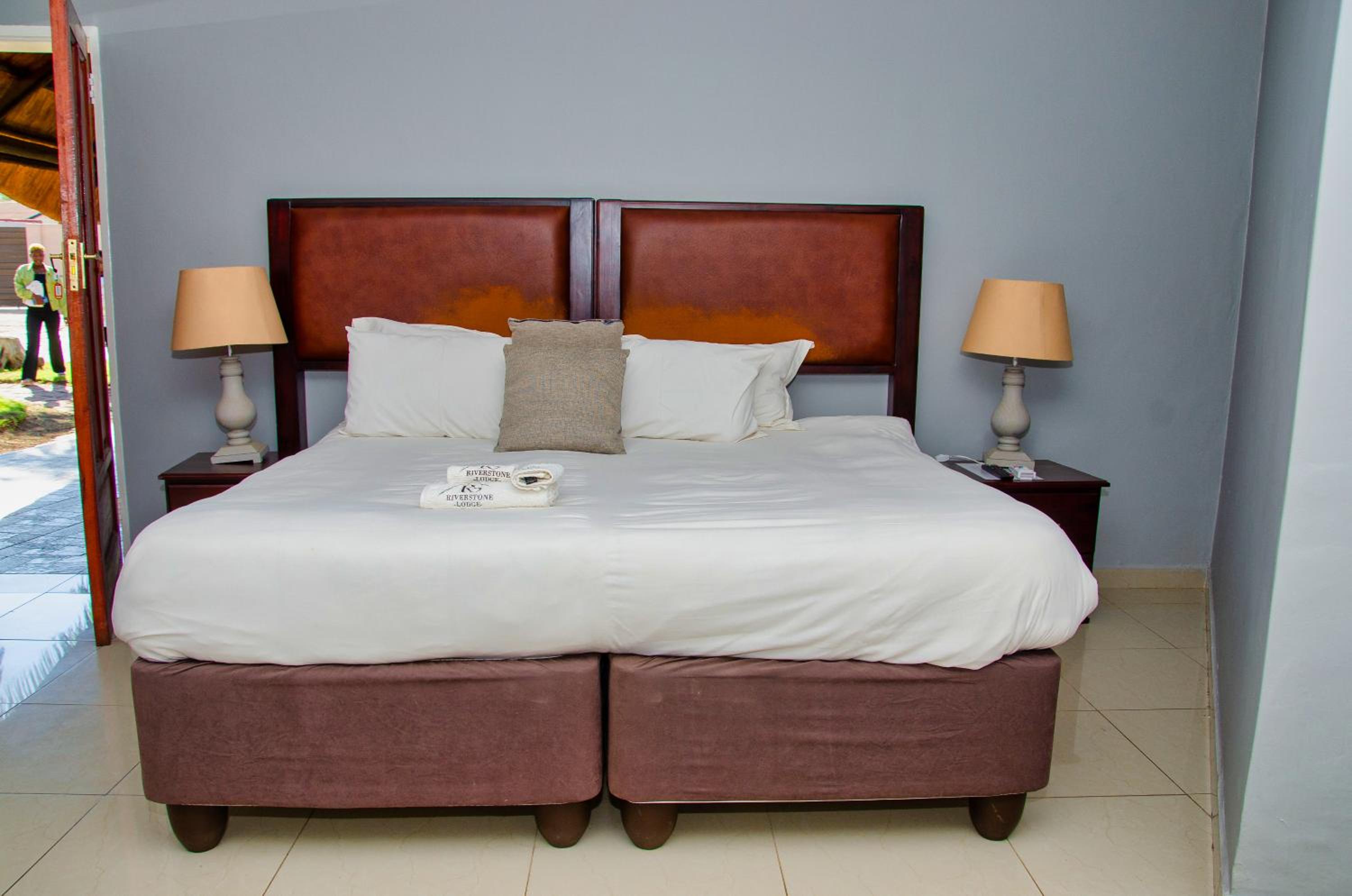 Riverstone Guest Lodge