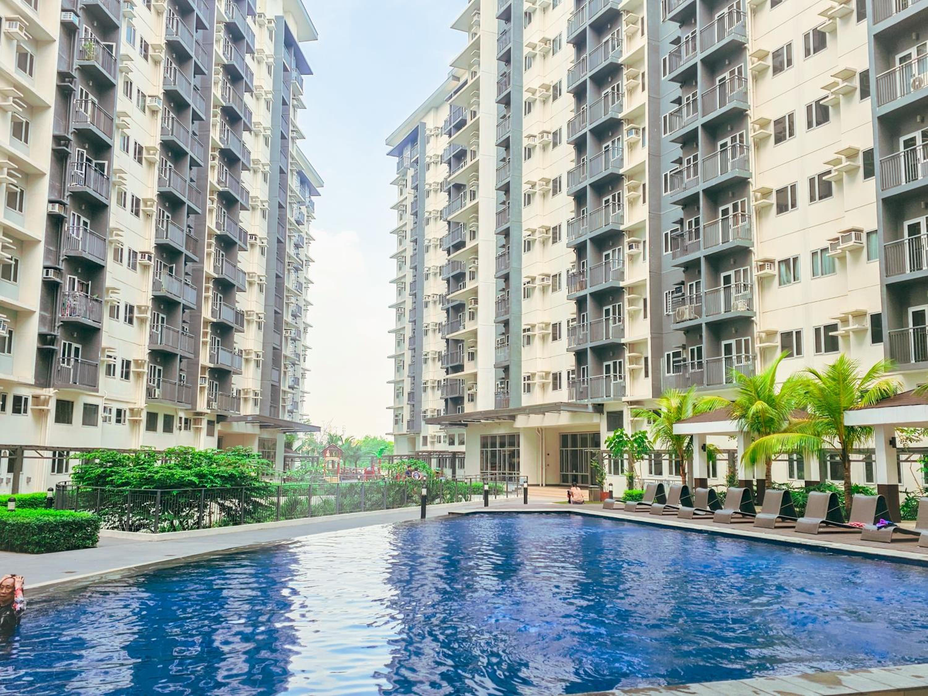2BR Vine Residences Netflix Wifi balcony 32sqm