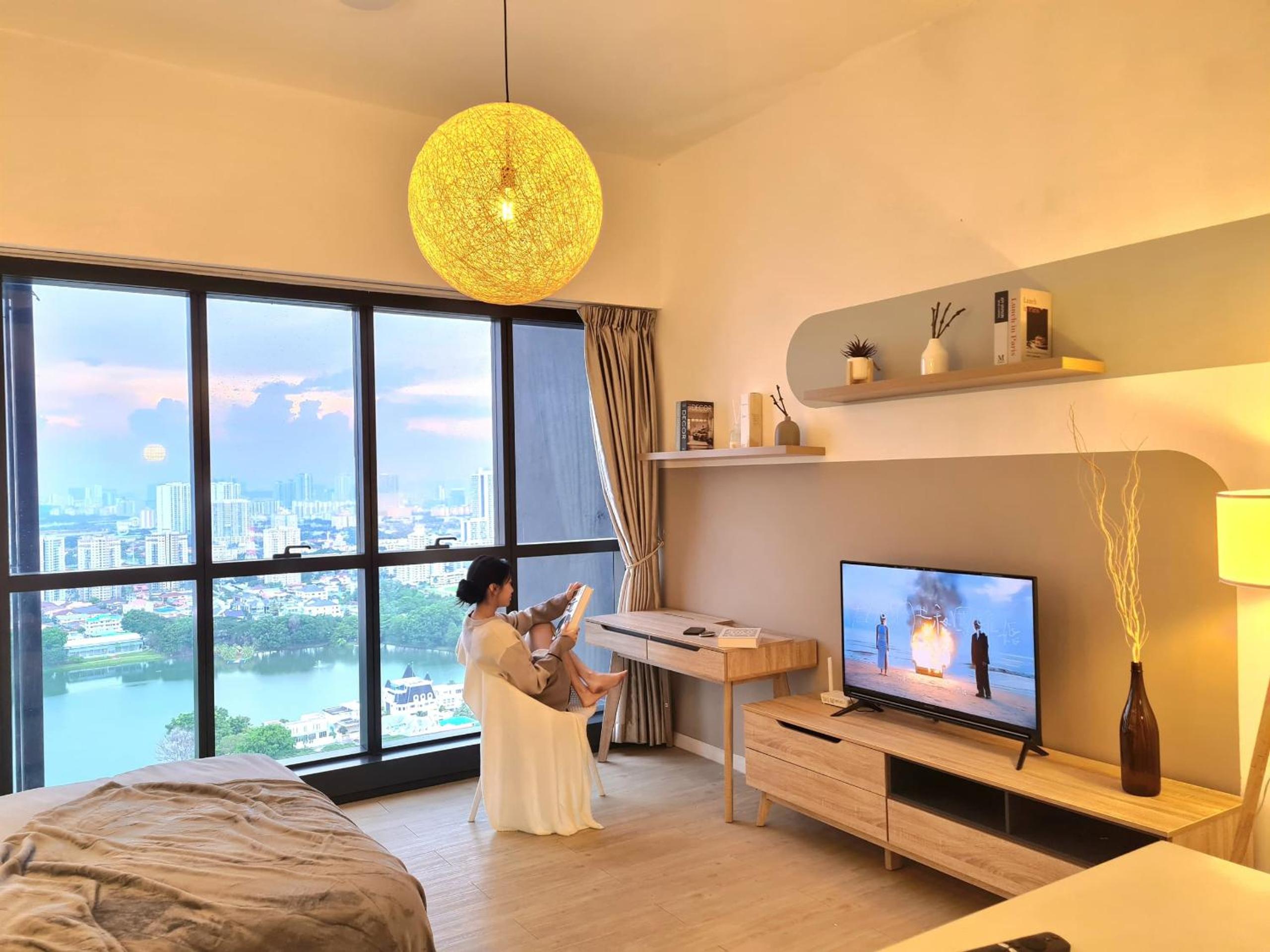M city service suite KLCC