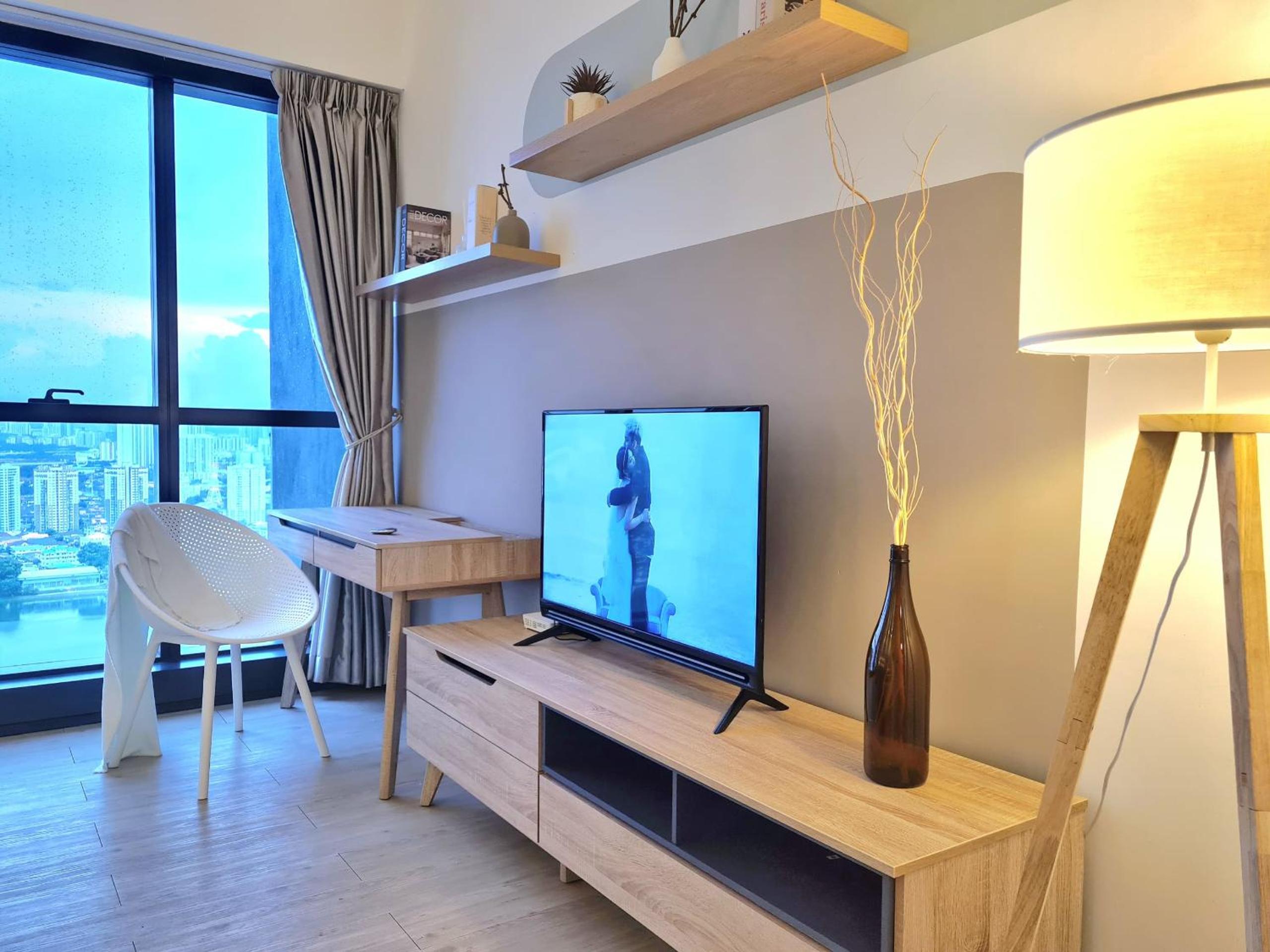 M city service suite KLCC