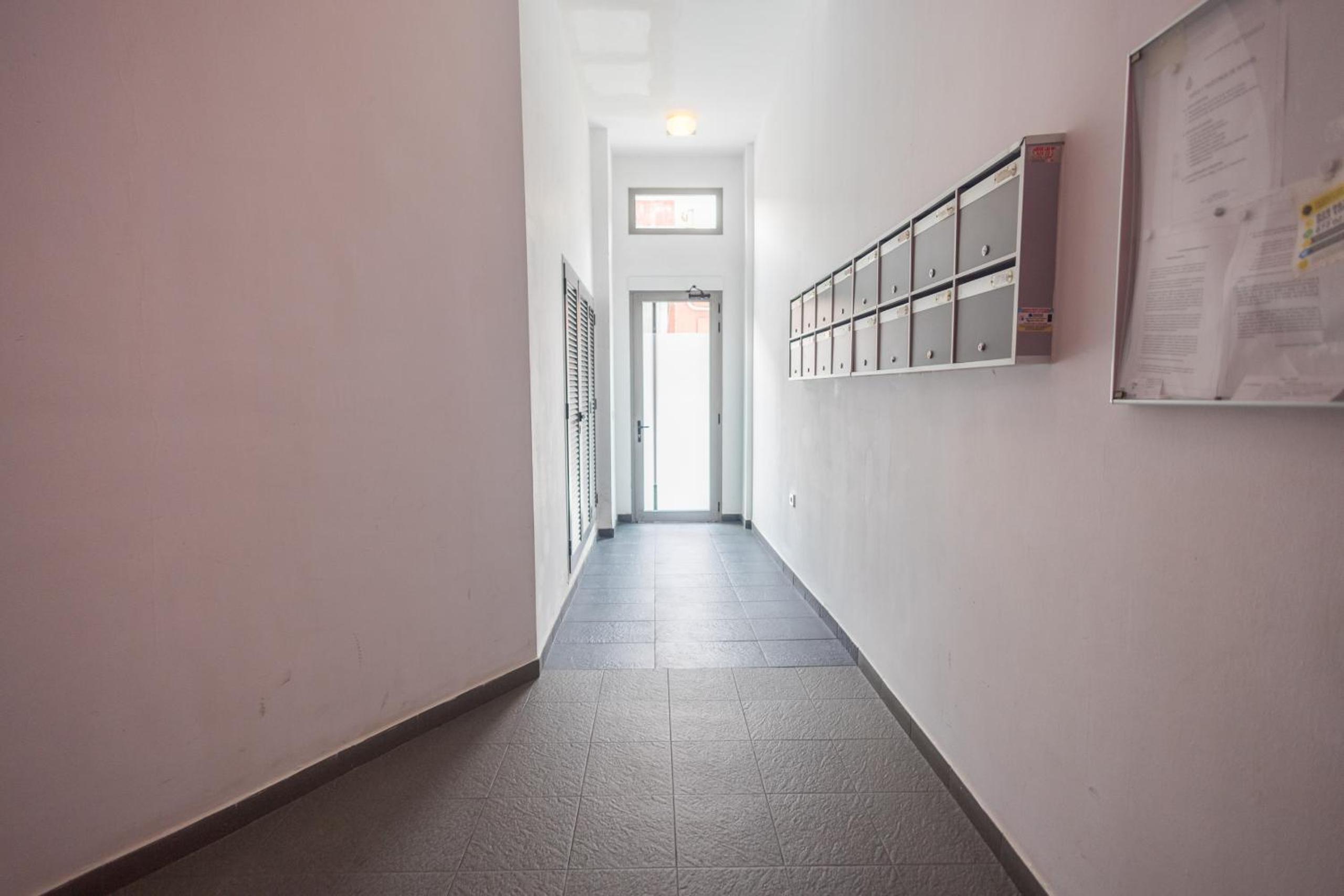 Las Canteras Cozy Apt - 2 min walk to beach view 3