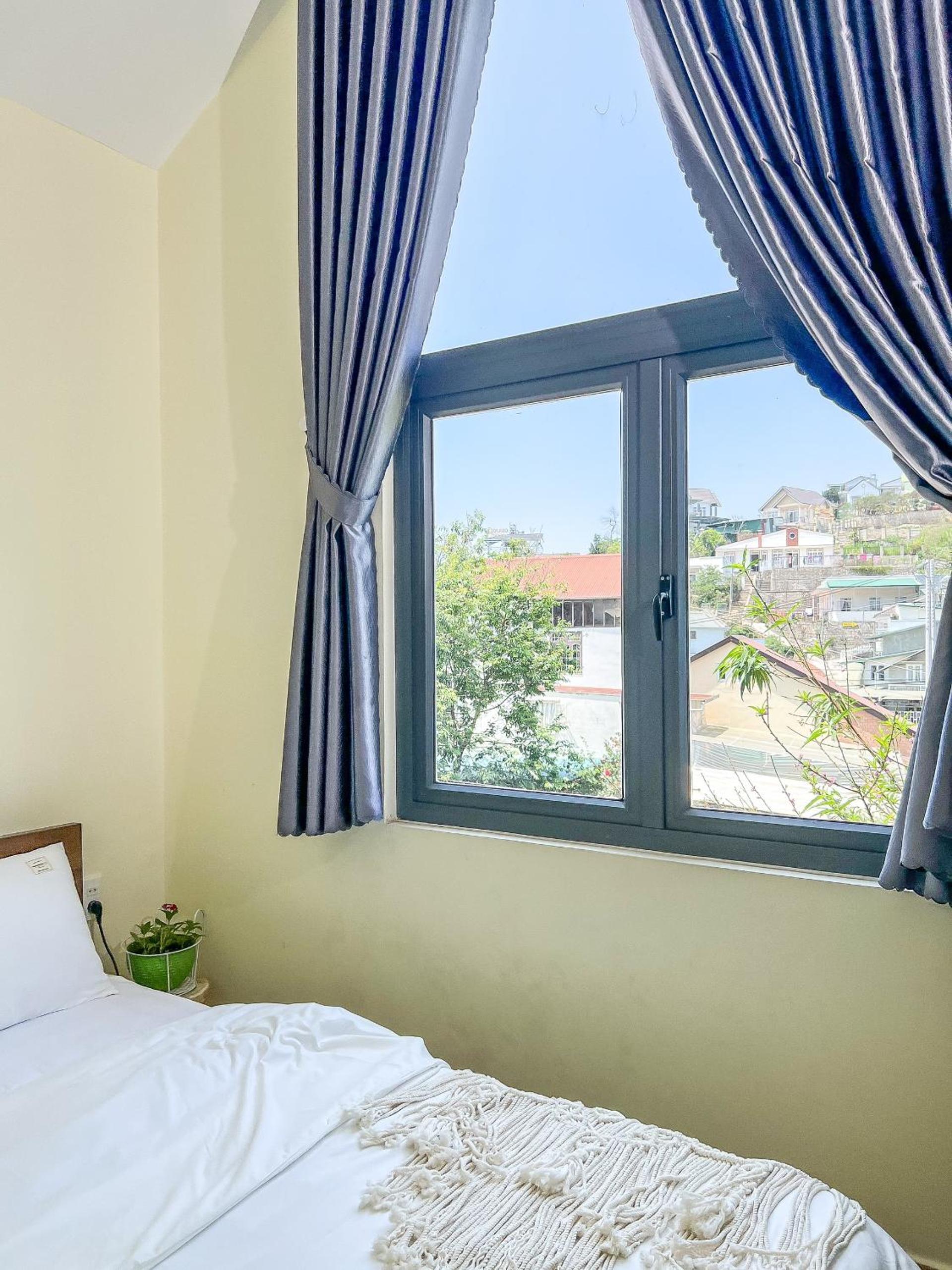 House View Trong Phố view 5