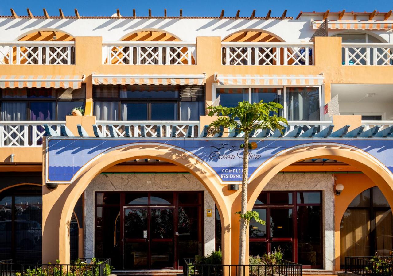 Ocean View Apartment with large terrace and Netflix smart TV Costa Adeje