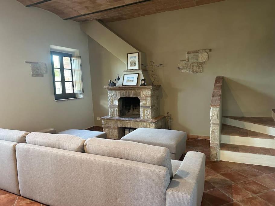 Cozy home in countryside Asciano Siena -renovated! view 3