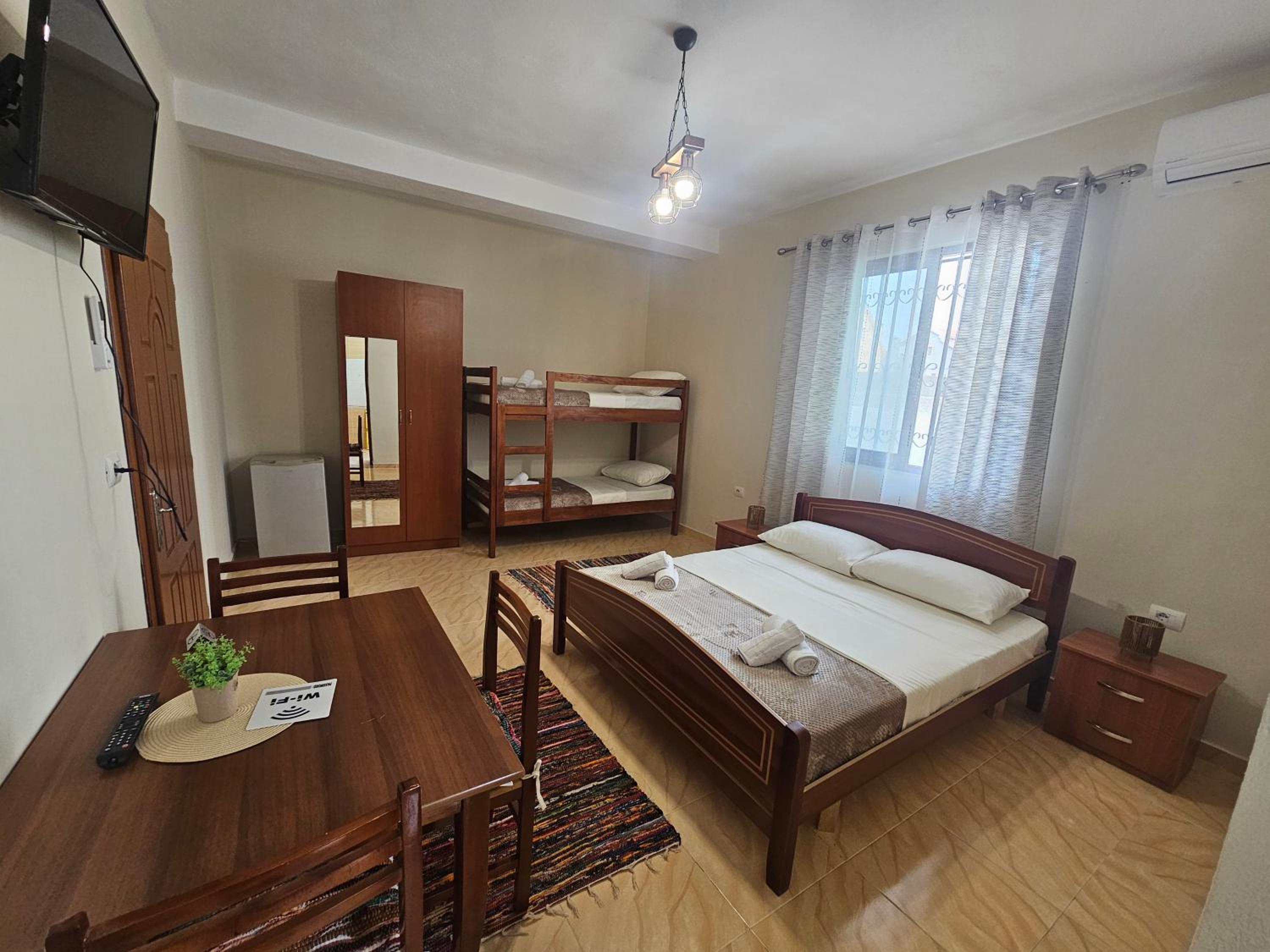 Rooms For Rent