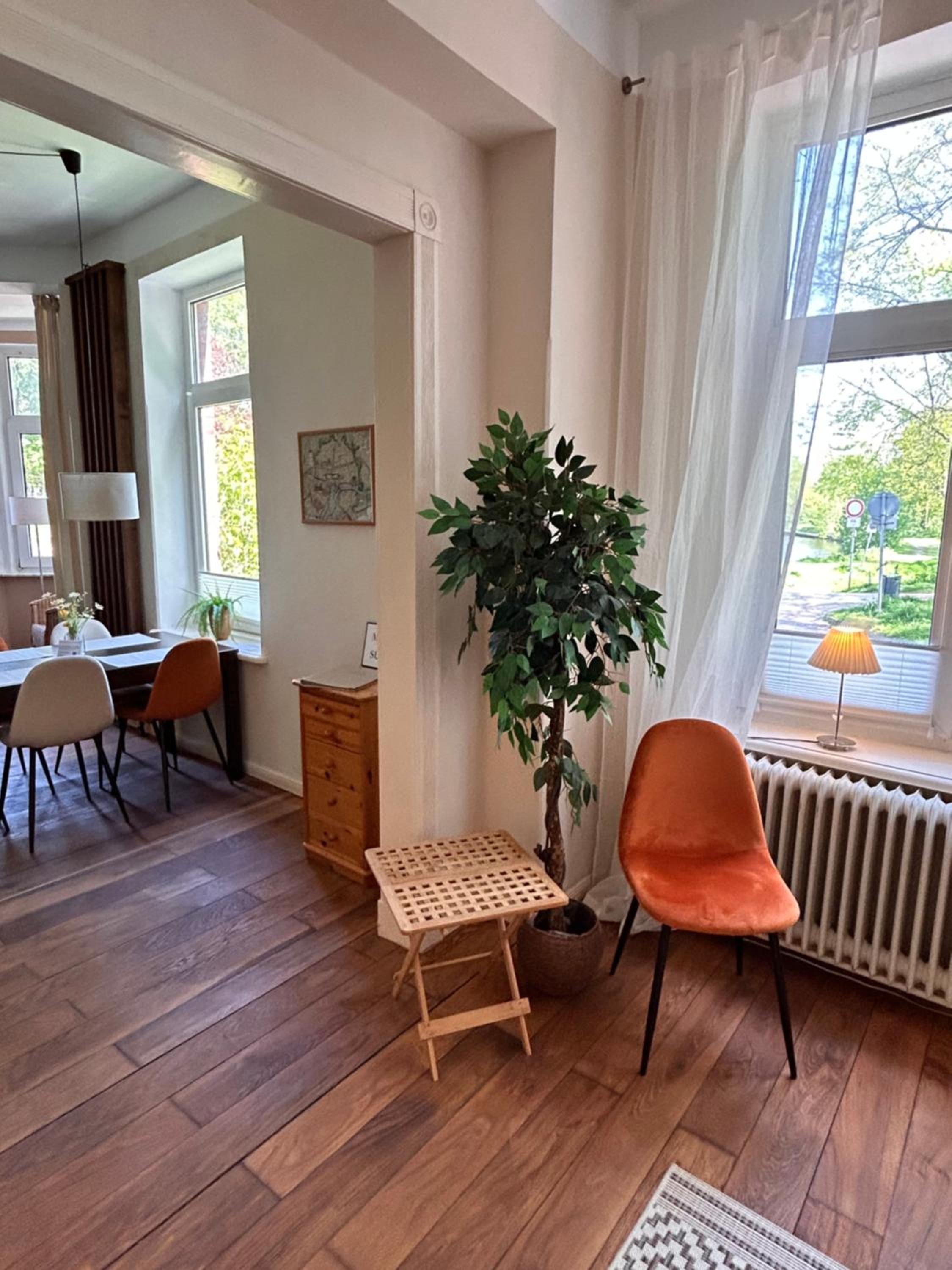 Schöne Altbauwohnung direkt an der Kesselschleuse!