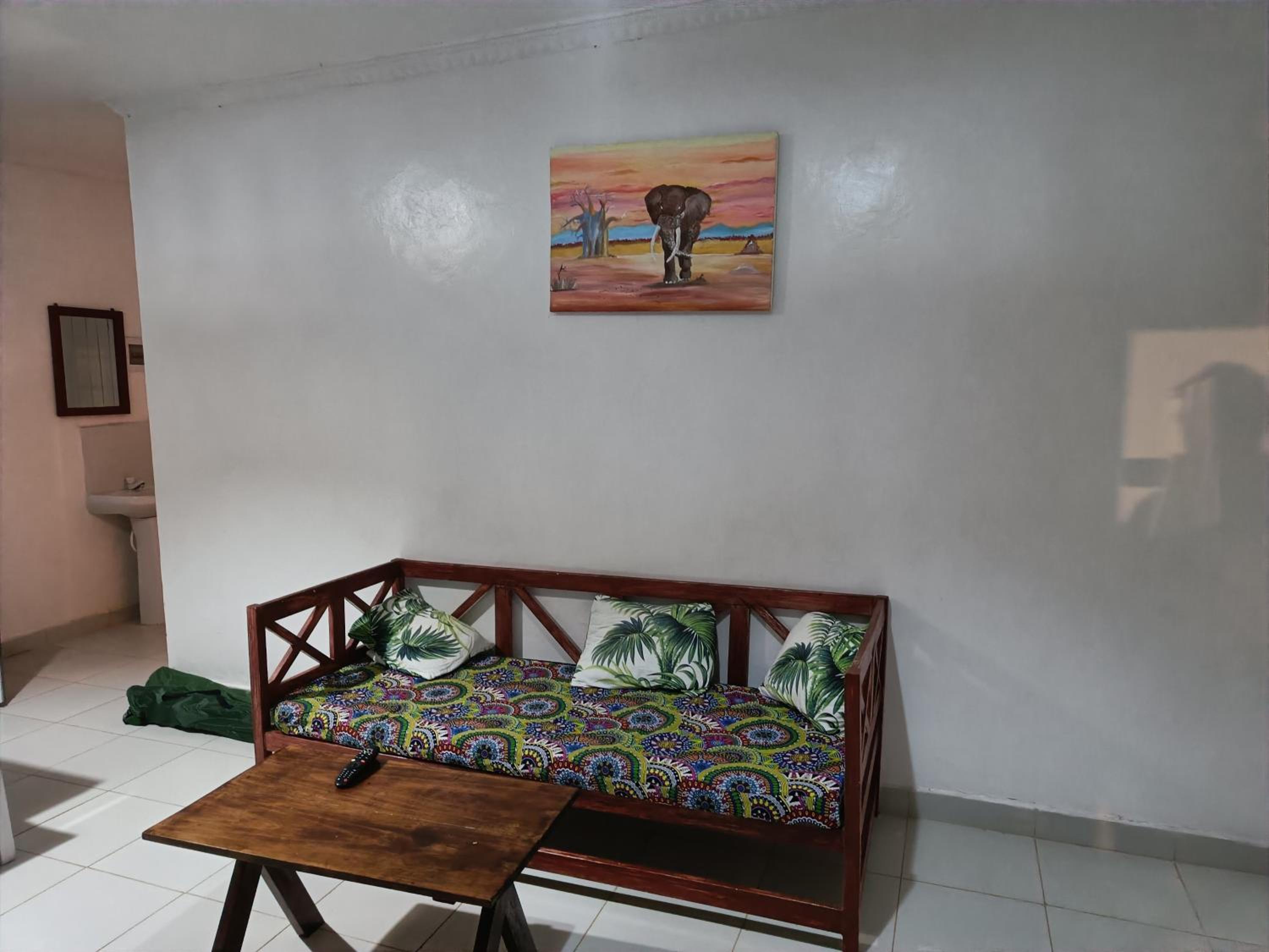 Harry's BnB Diani