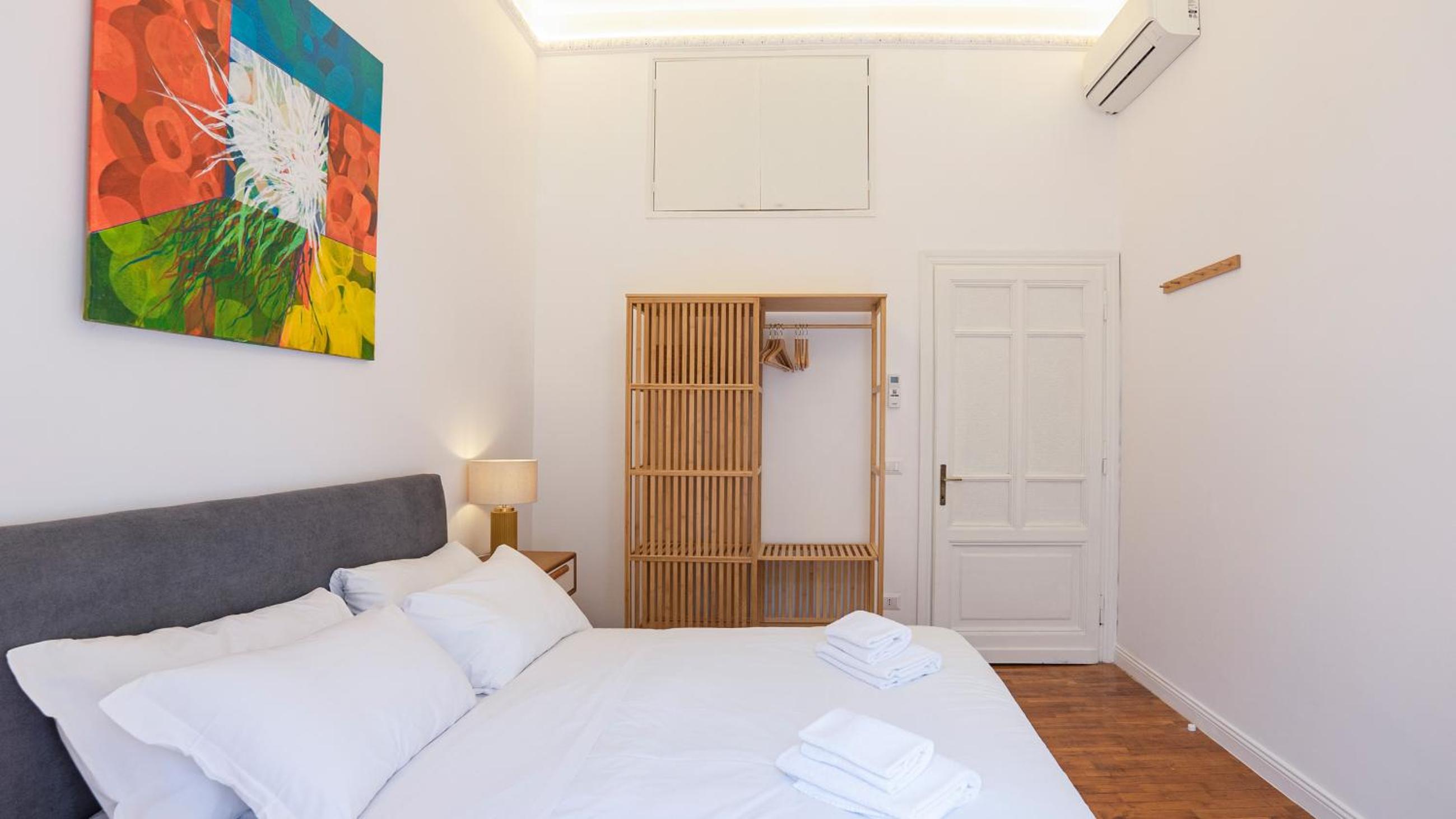 Domus San Giovanni Elegant Apartment