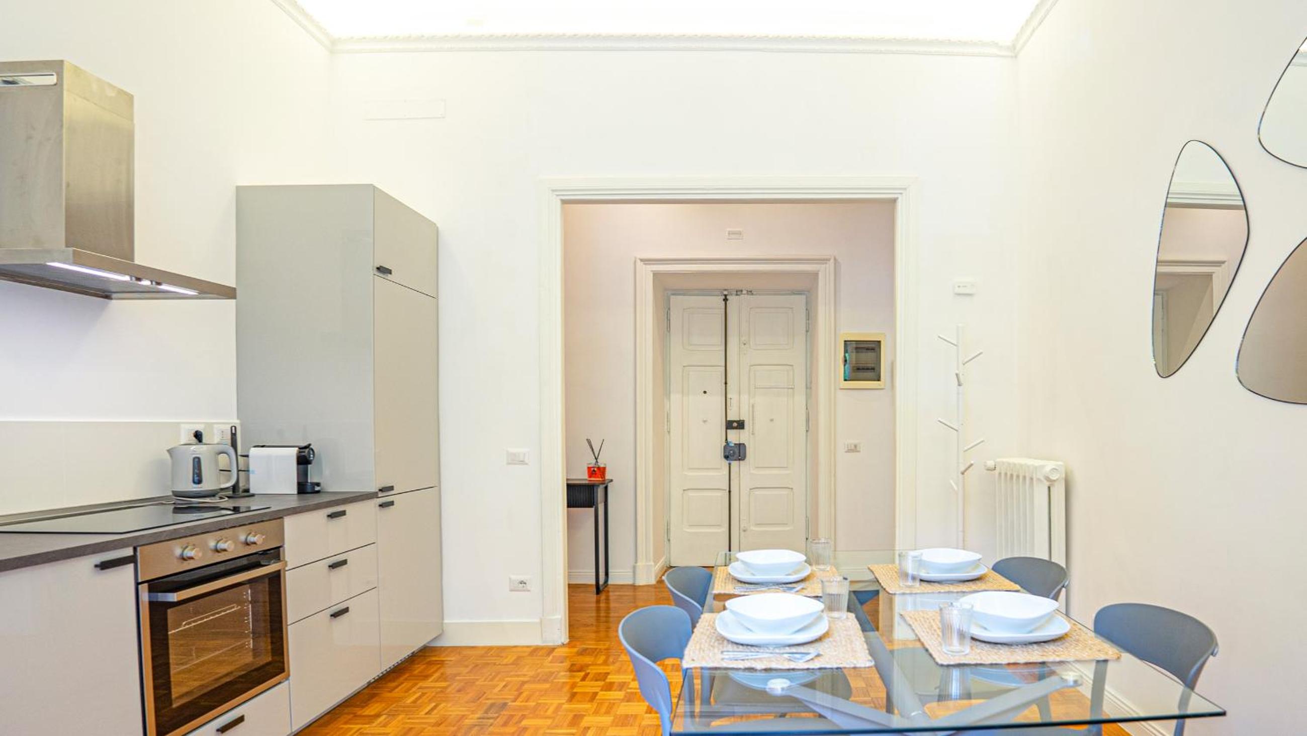 Domus San Giovanni Elegant Apartment