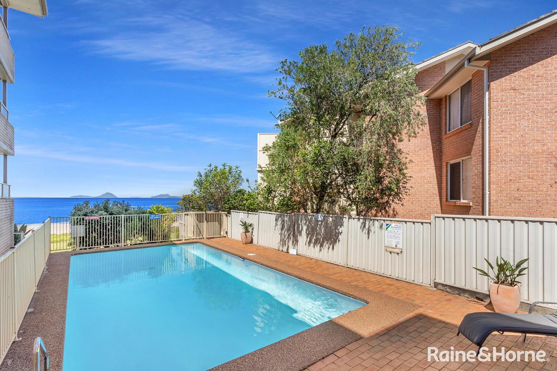 Brontilly at the point Beach front unit perfect for families with Free WiFi