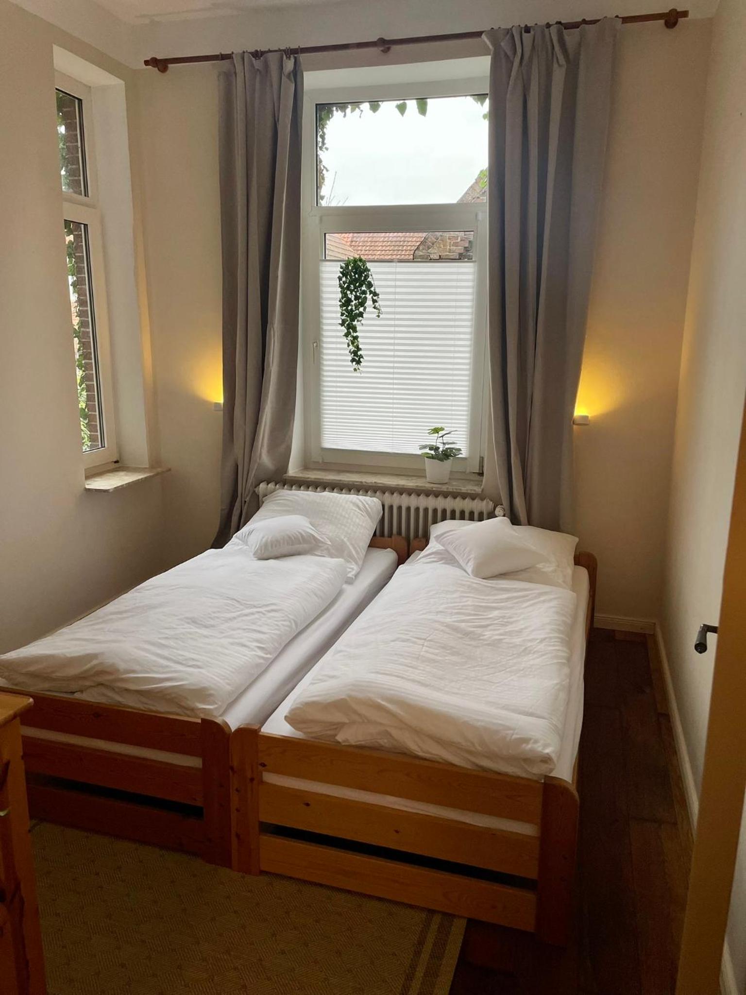Schöne Altbauwohnung direkt an der Kesselschleuse!
