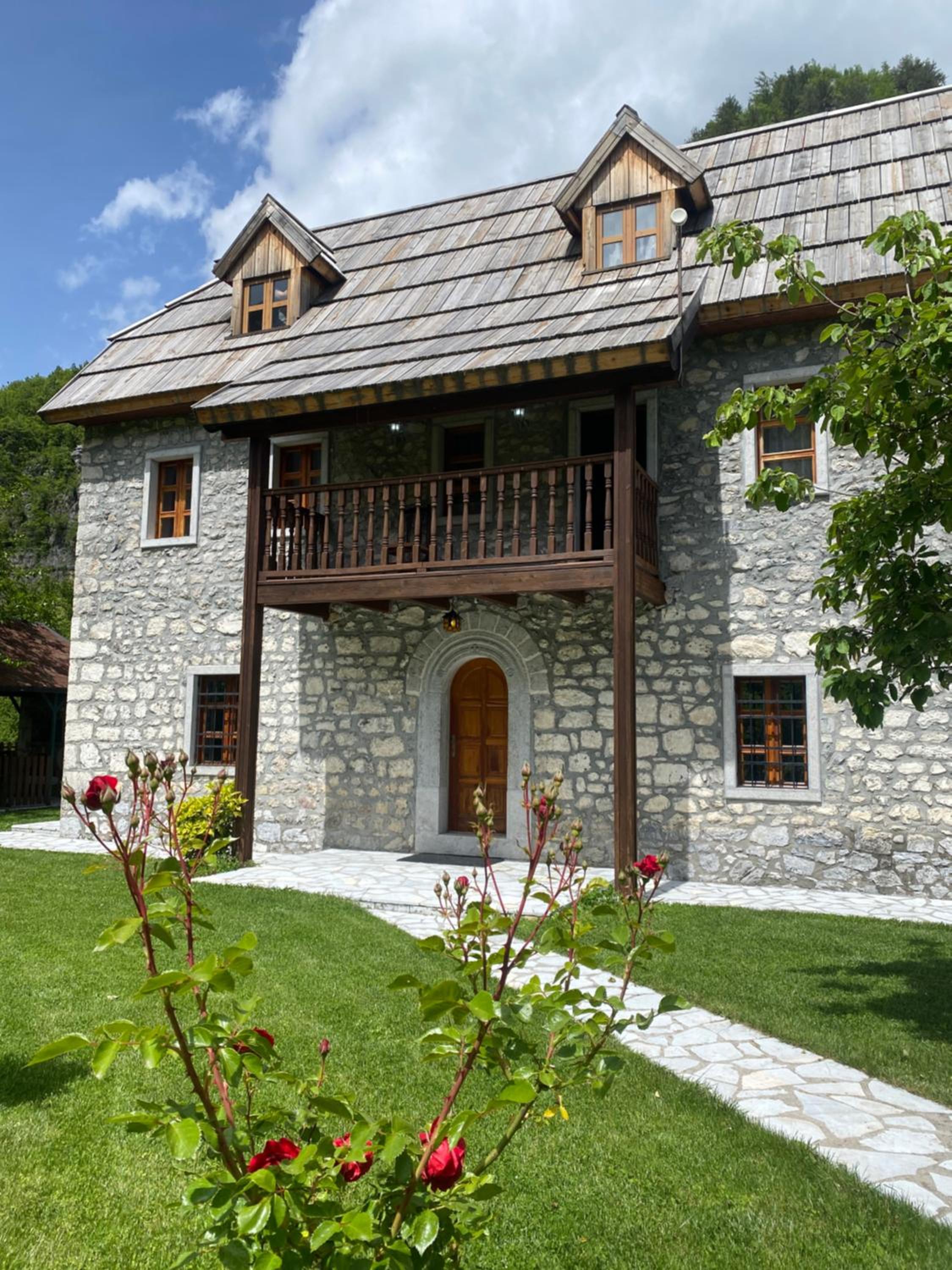 Kompleksi Zorgji