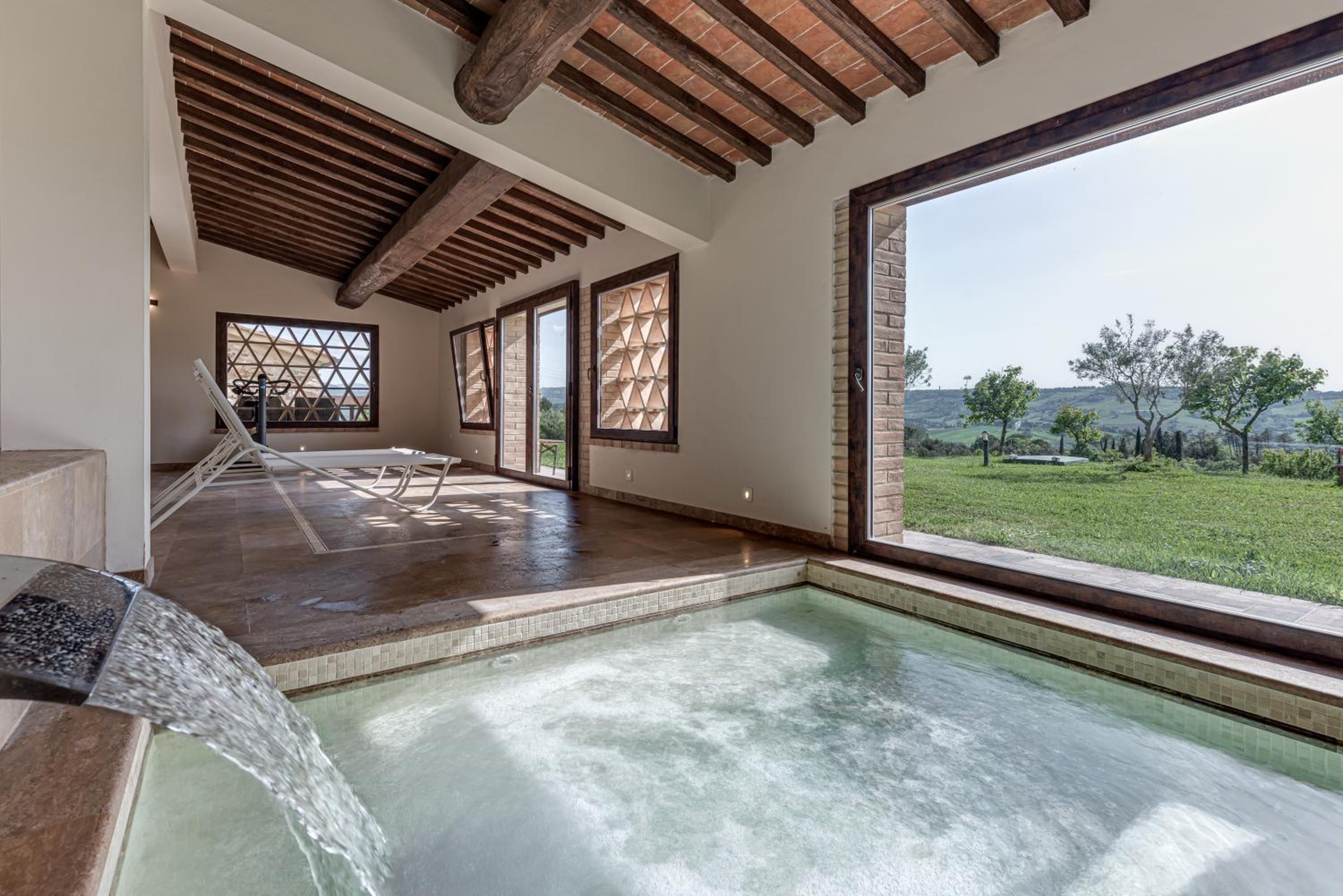 Villanovia Country House view 3