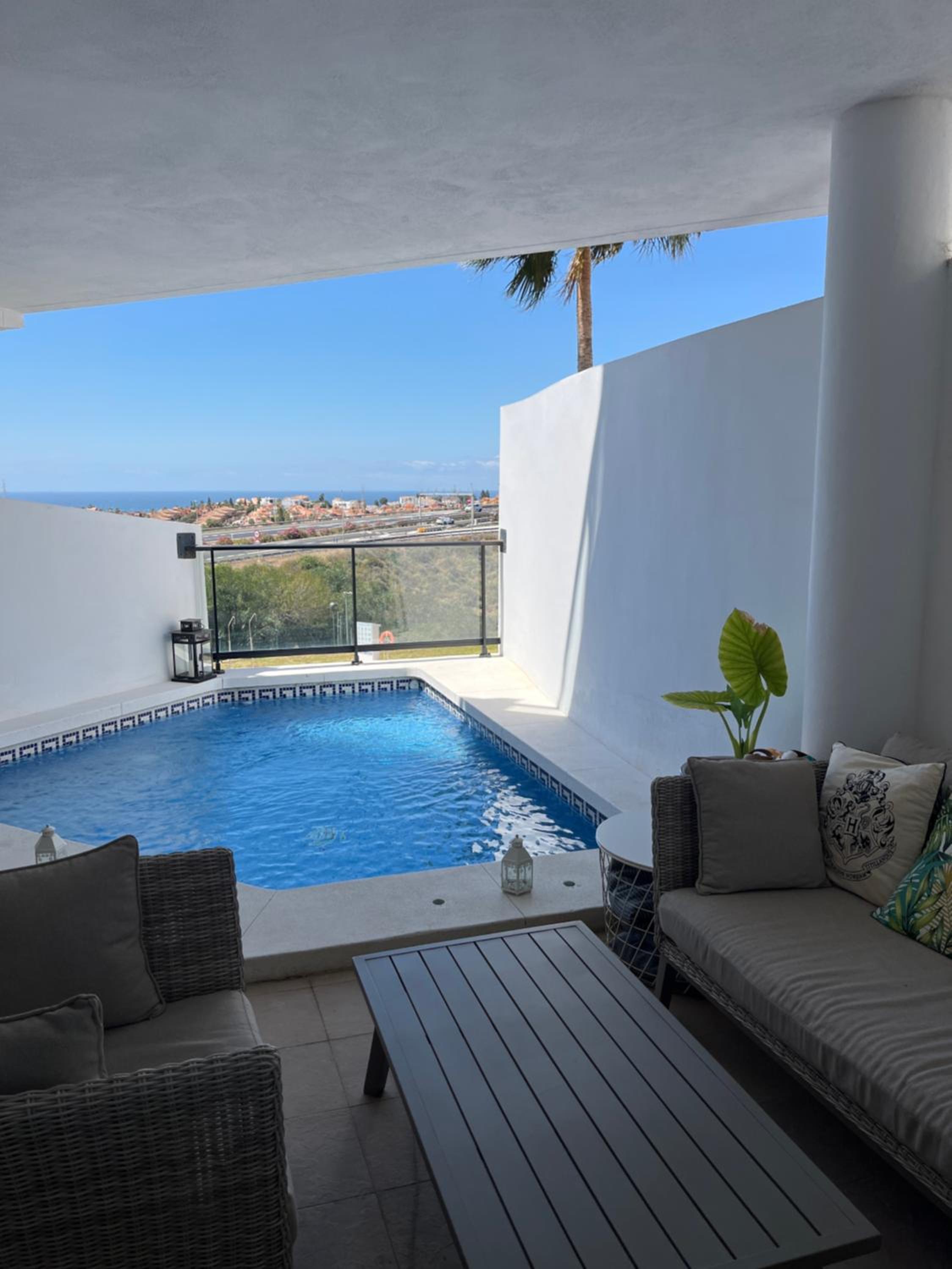 Hotel Hollywood POOL luxury - Image 1