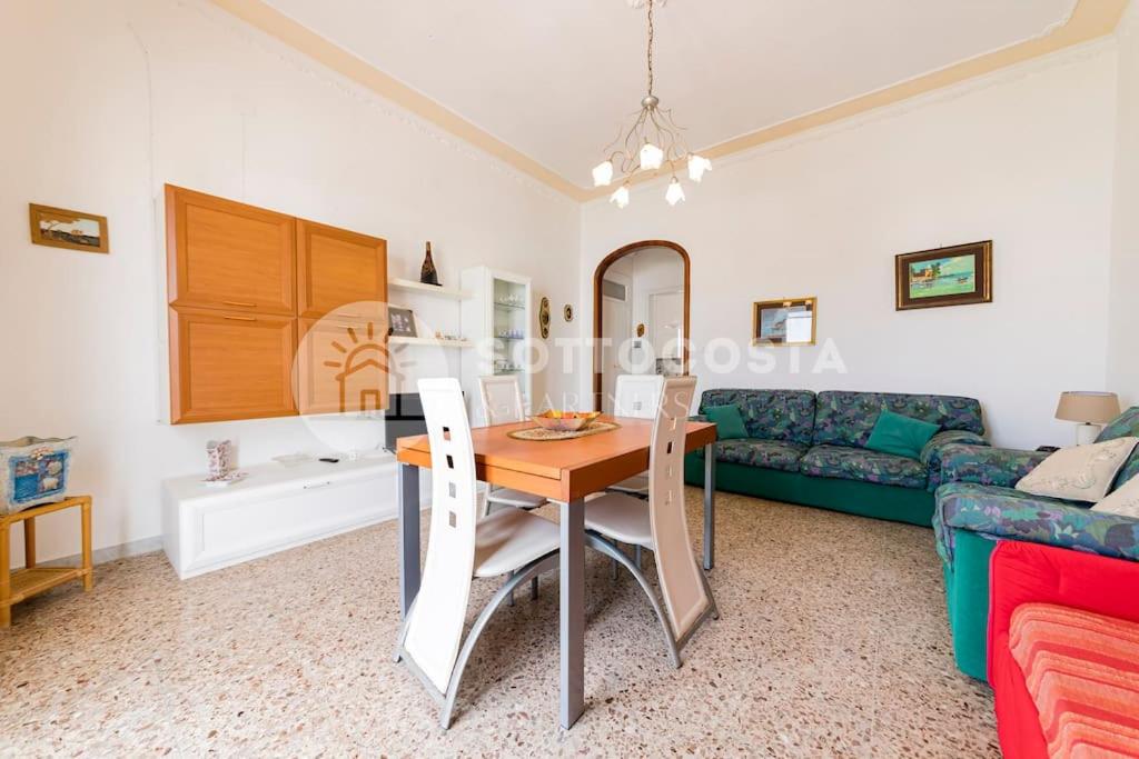 Rosa's flat - San Foca photo 5