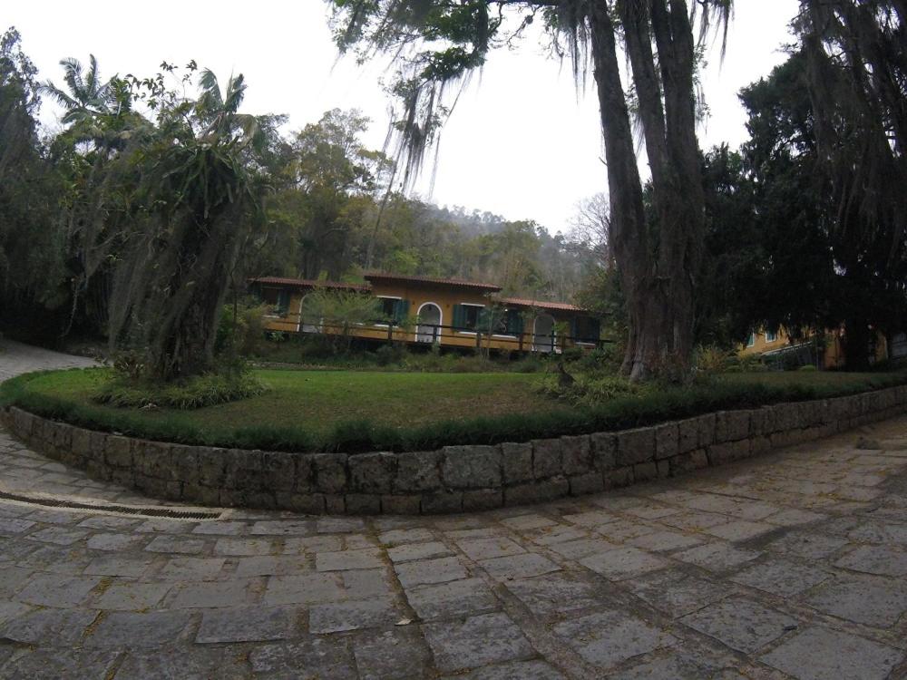 Estrada do Carangola 2148 Amoedo