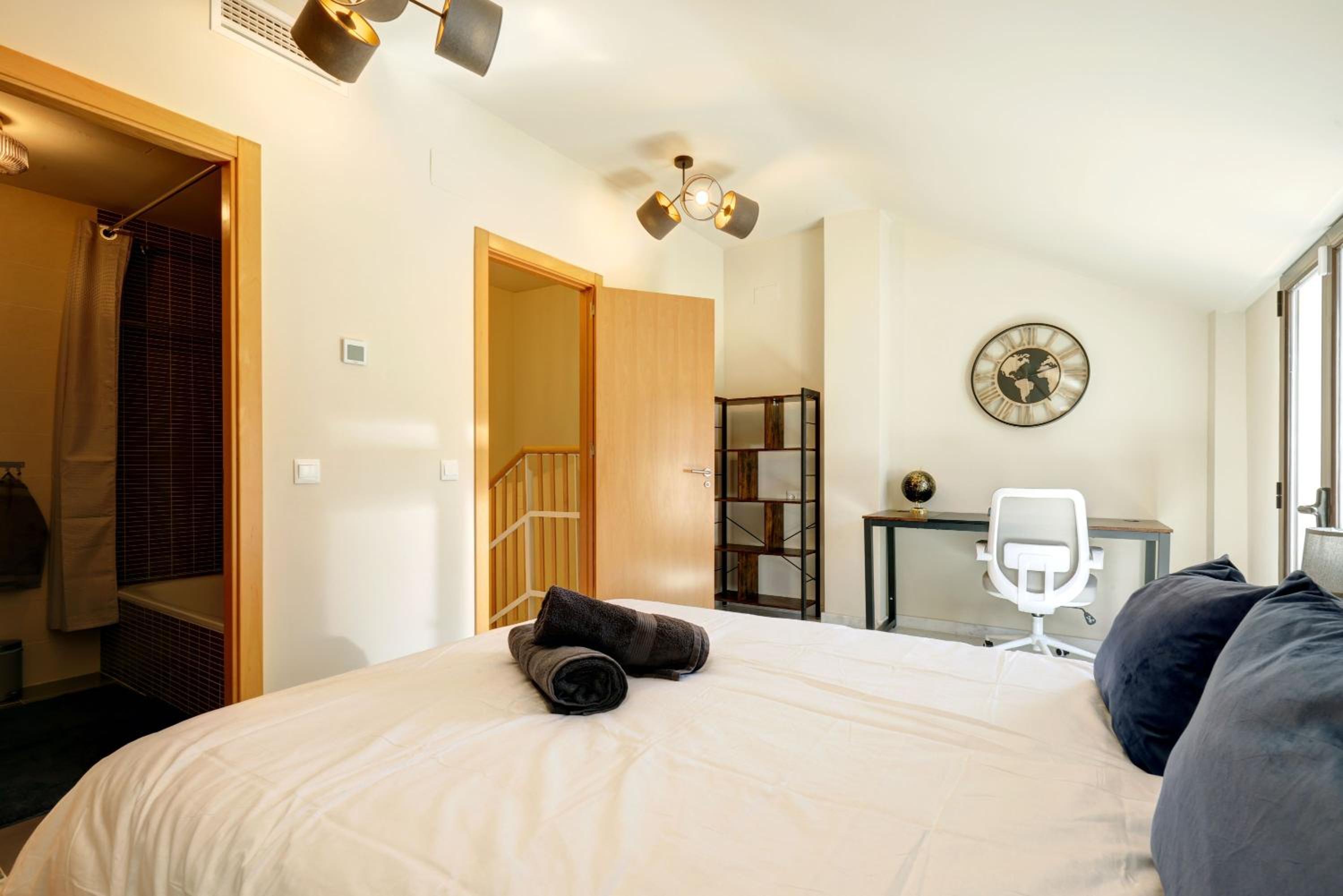 Spacious and modern house in Riviera, Mijas, Costa del Sol, 15min from Marbella