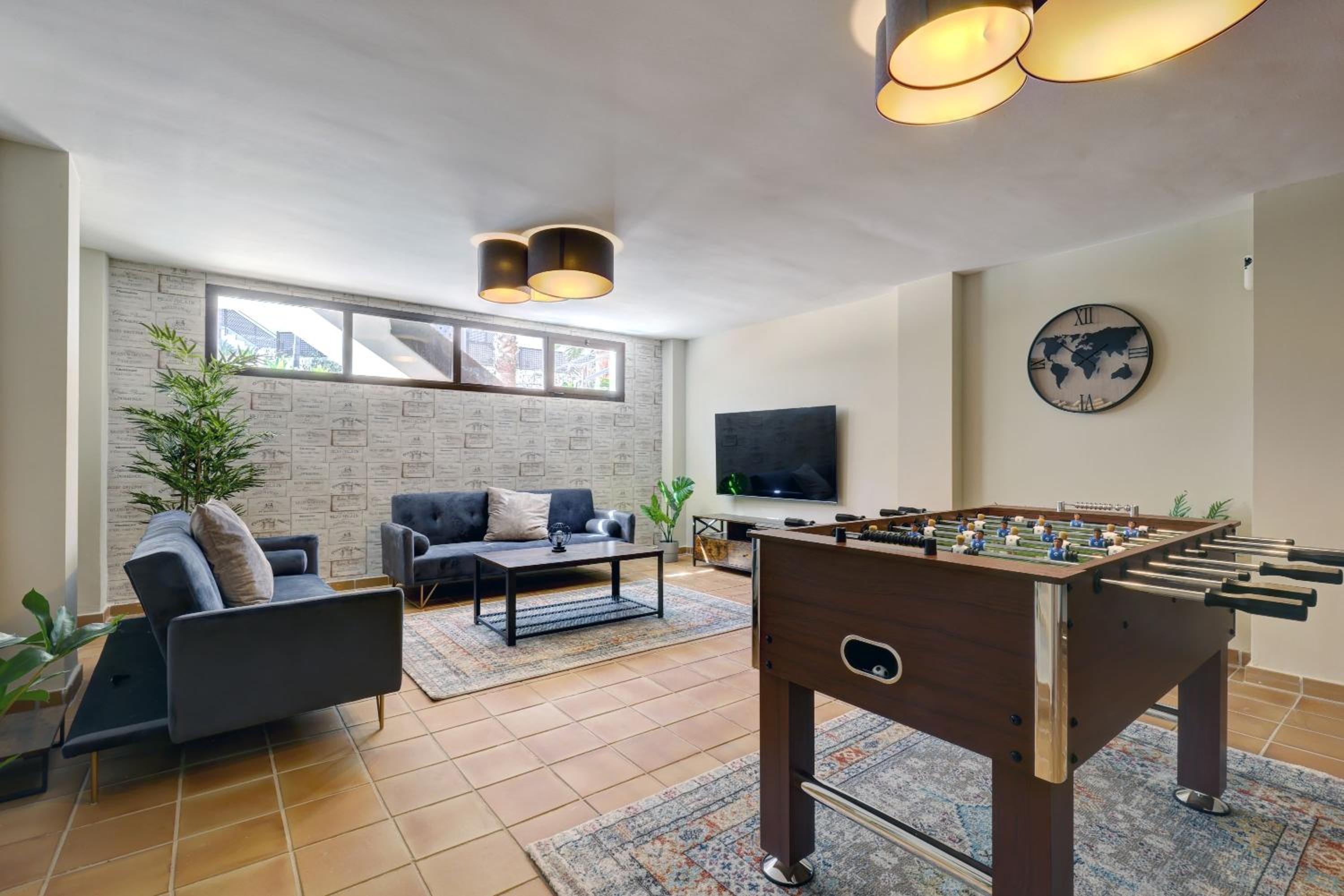 Spacious and modern house in Riviera, Mijas, Costa del Sol, 15min from Marbella