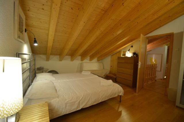 Au Pied des Pistes C7, Grimentz - Modern 3 Bedroom Duplex, Sleeps 8