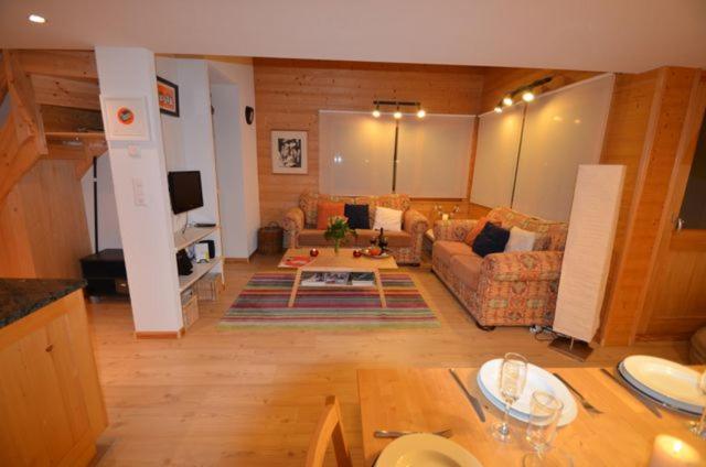 Au Pied des Pistes C7, Grimentz - Modern 3 Bedroom Duplex, Sleeps 8