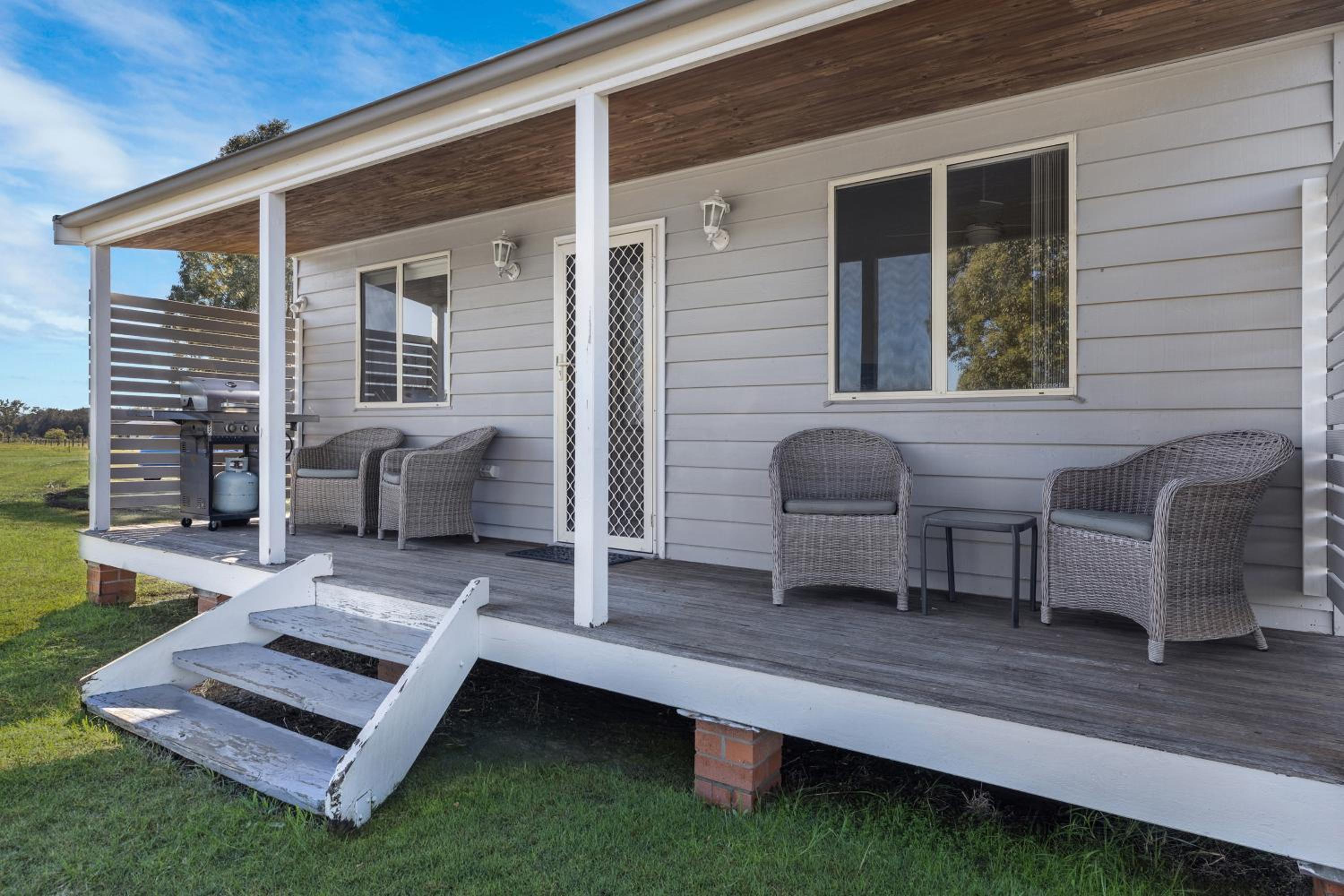 Madigan Cottages - The Kookaburra Cottage