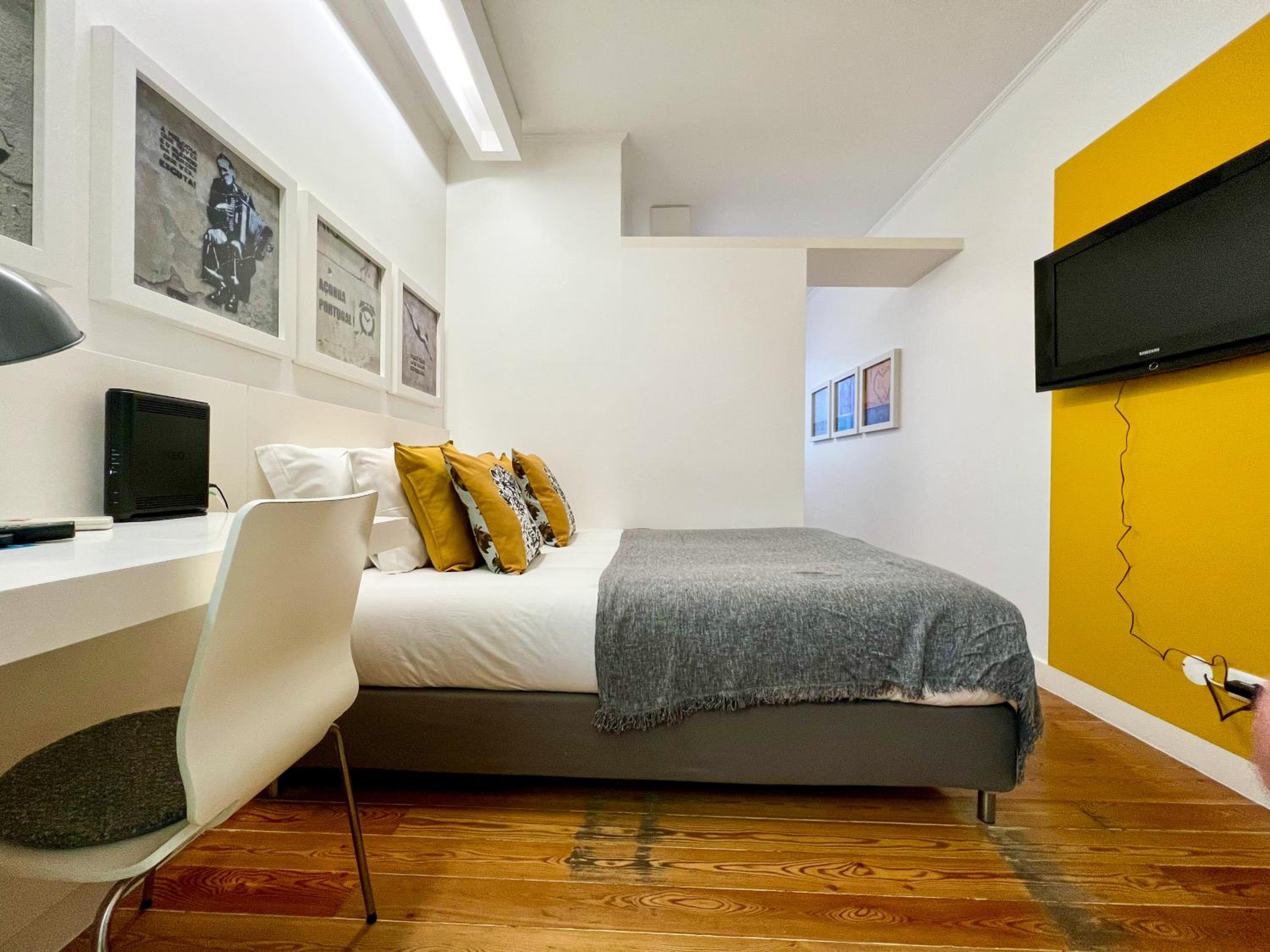 Modern Studio close to TimeOut market photo 5