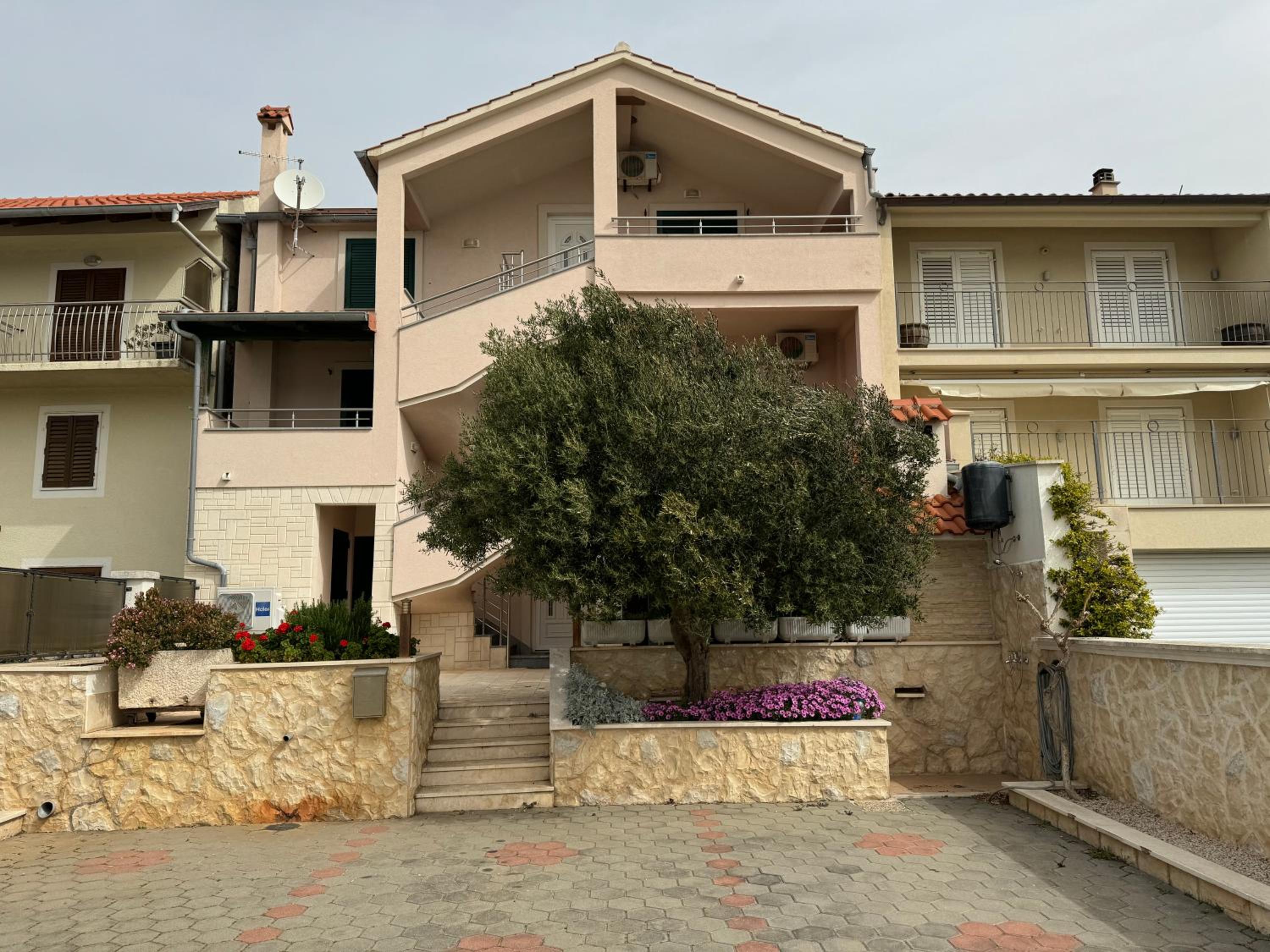 APARTMAN 3 Istočna Gomilica photo 1