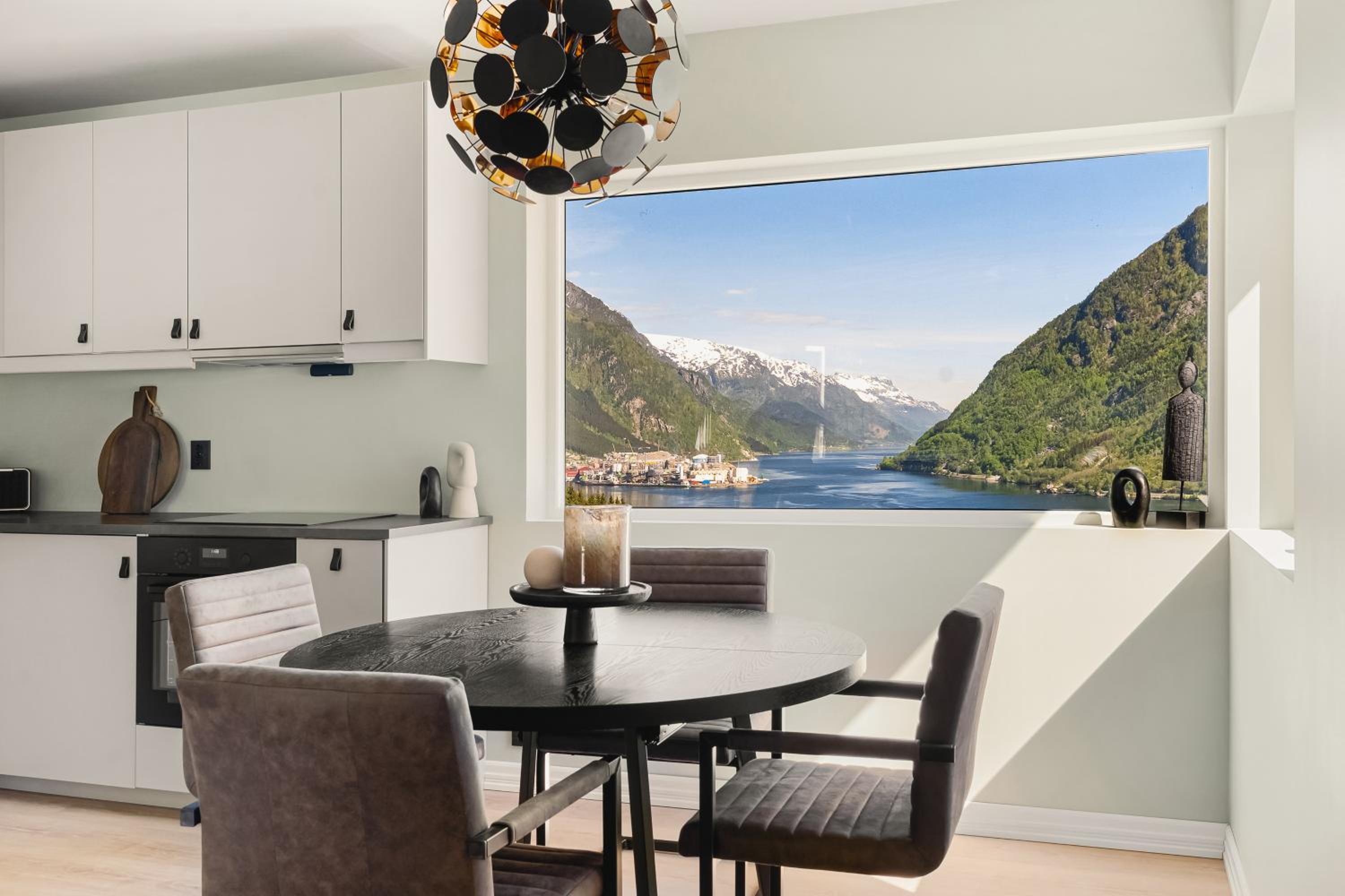 Odda Atmosphere