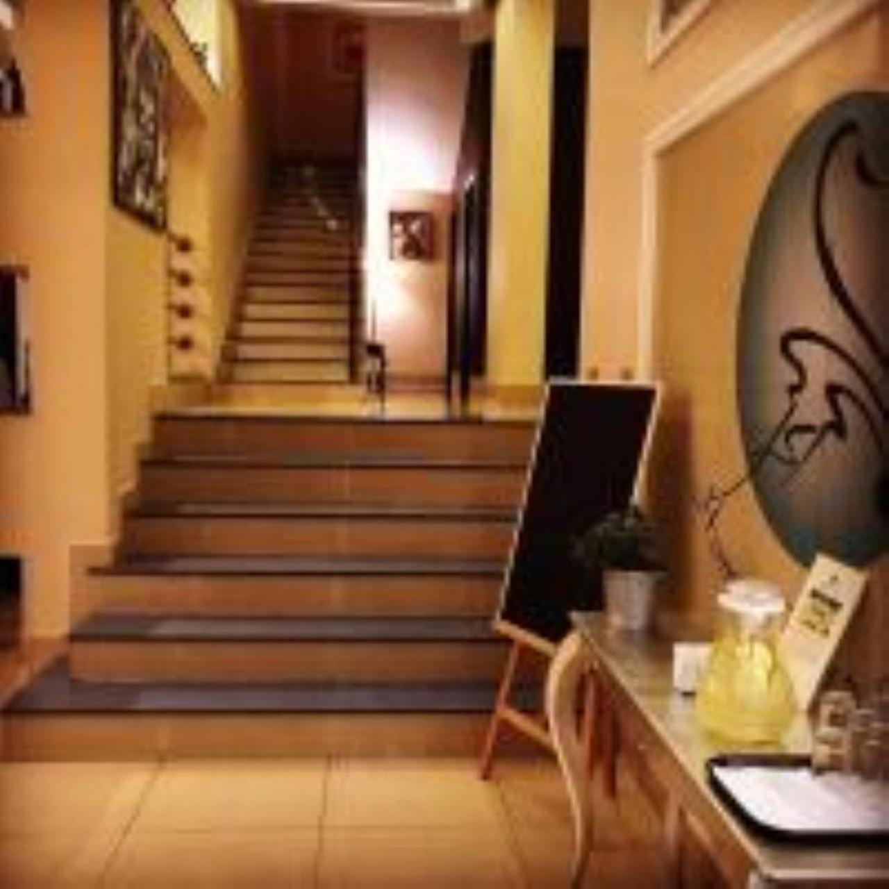 Home Suites Boutique Hotel Freetown
