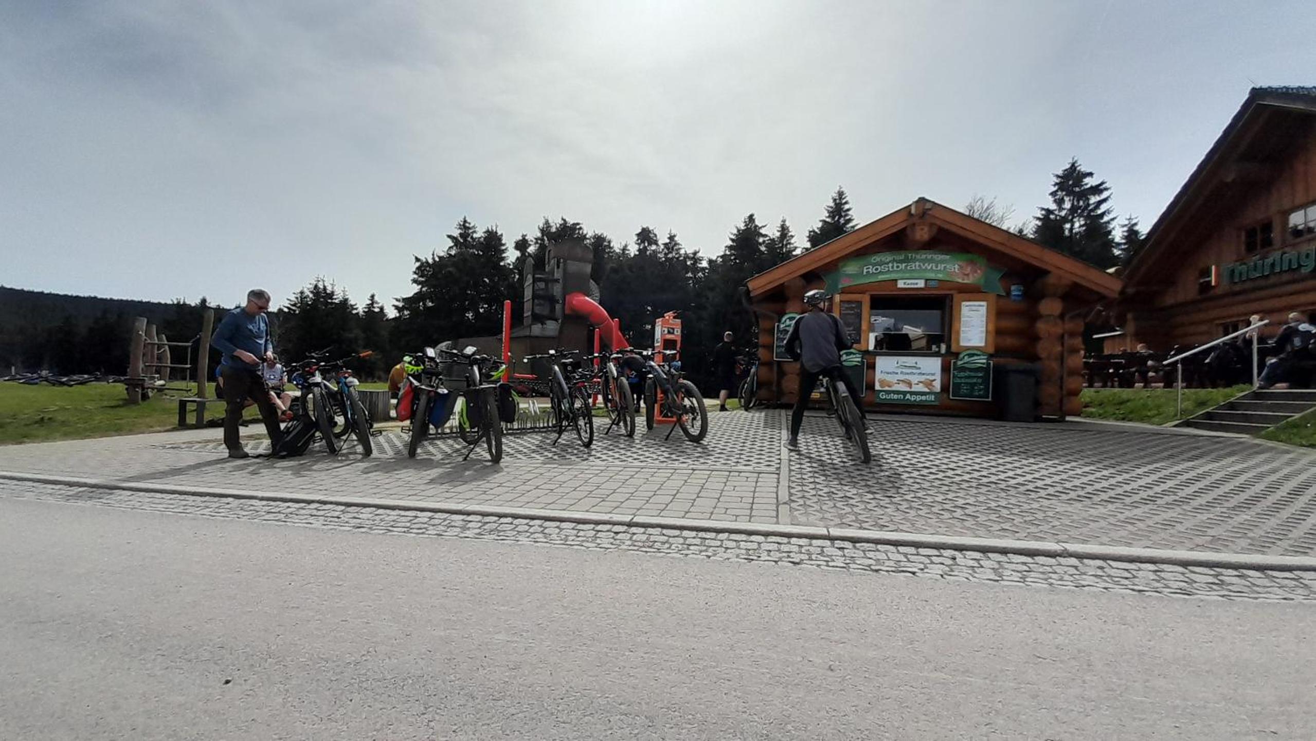 FeWo Oberhof - Tiefgarage und Parkplatz inklusive