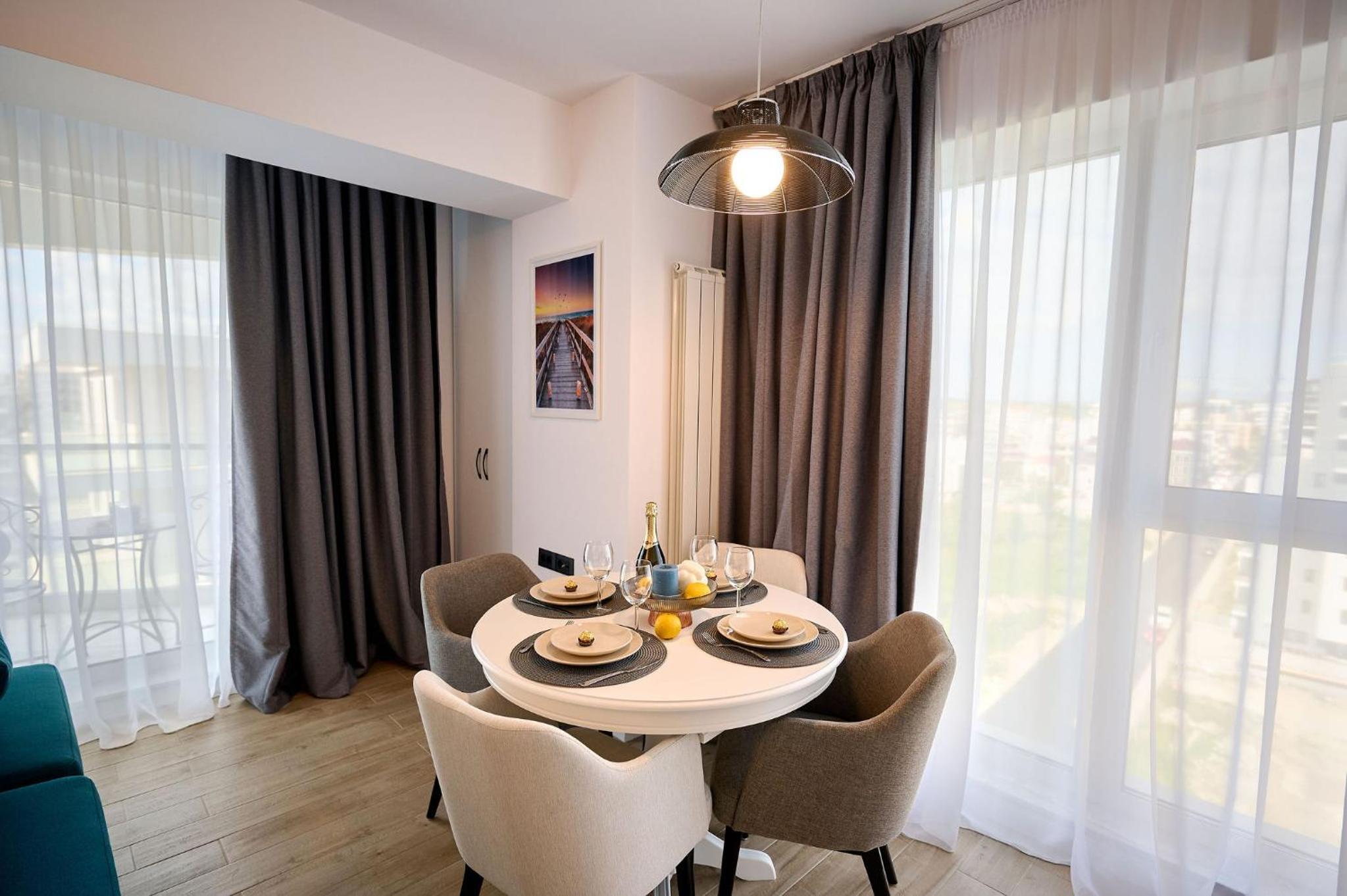 Good Vibes Apartment in Inifinity Pool&Spa- Parking