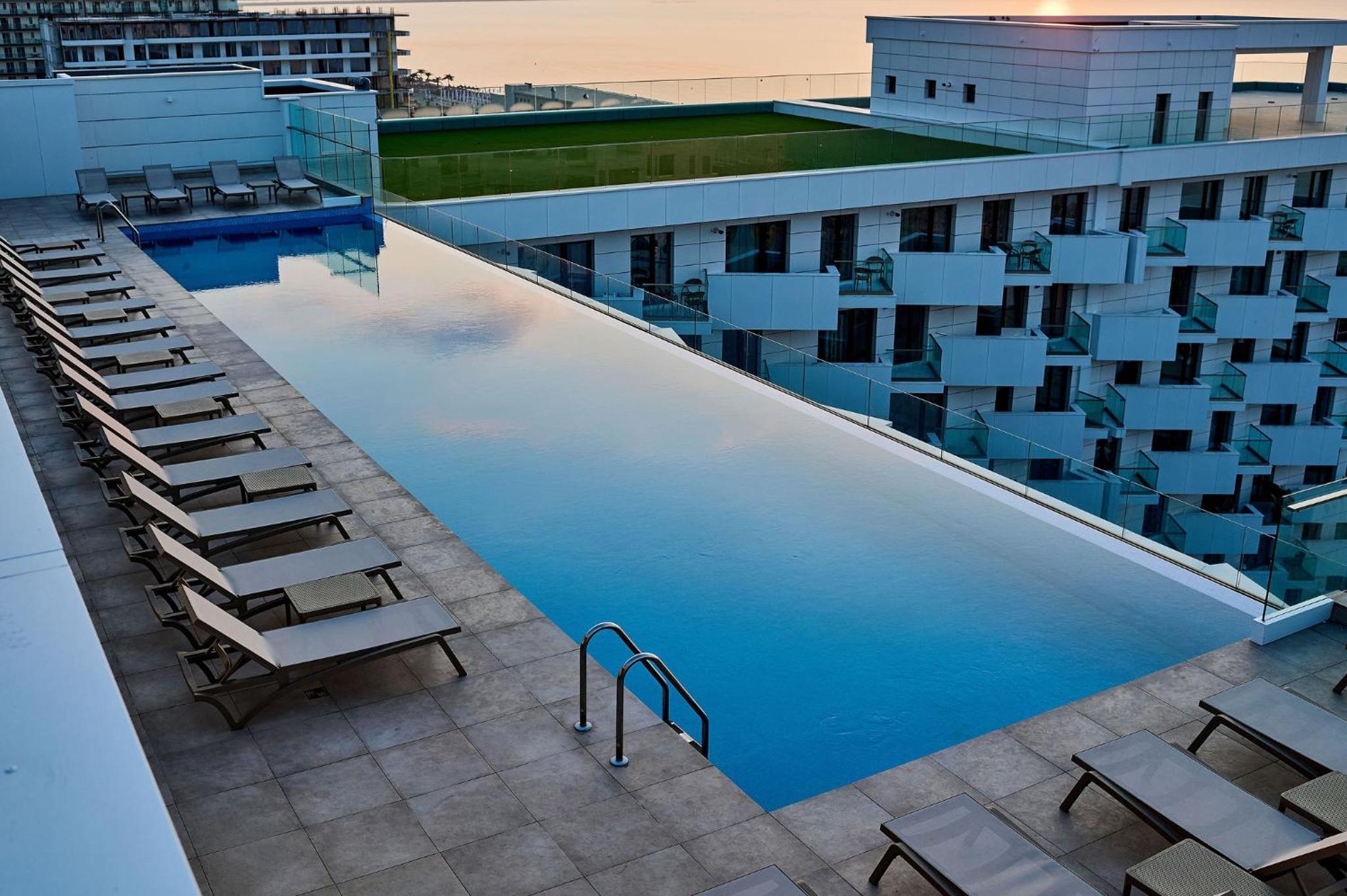 Good Vibes Apartment in Inifinity Pool&Spa- Parking