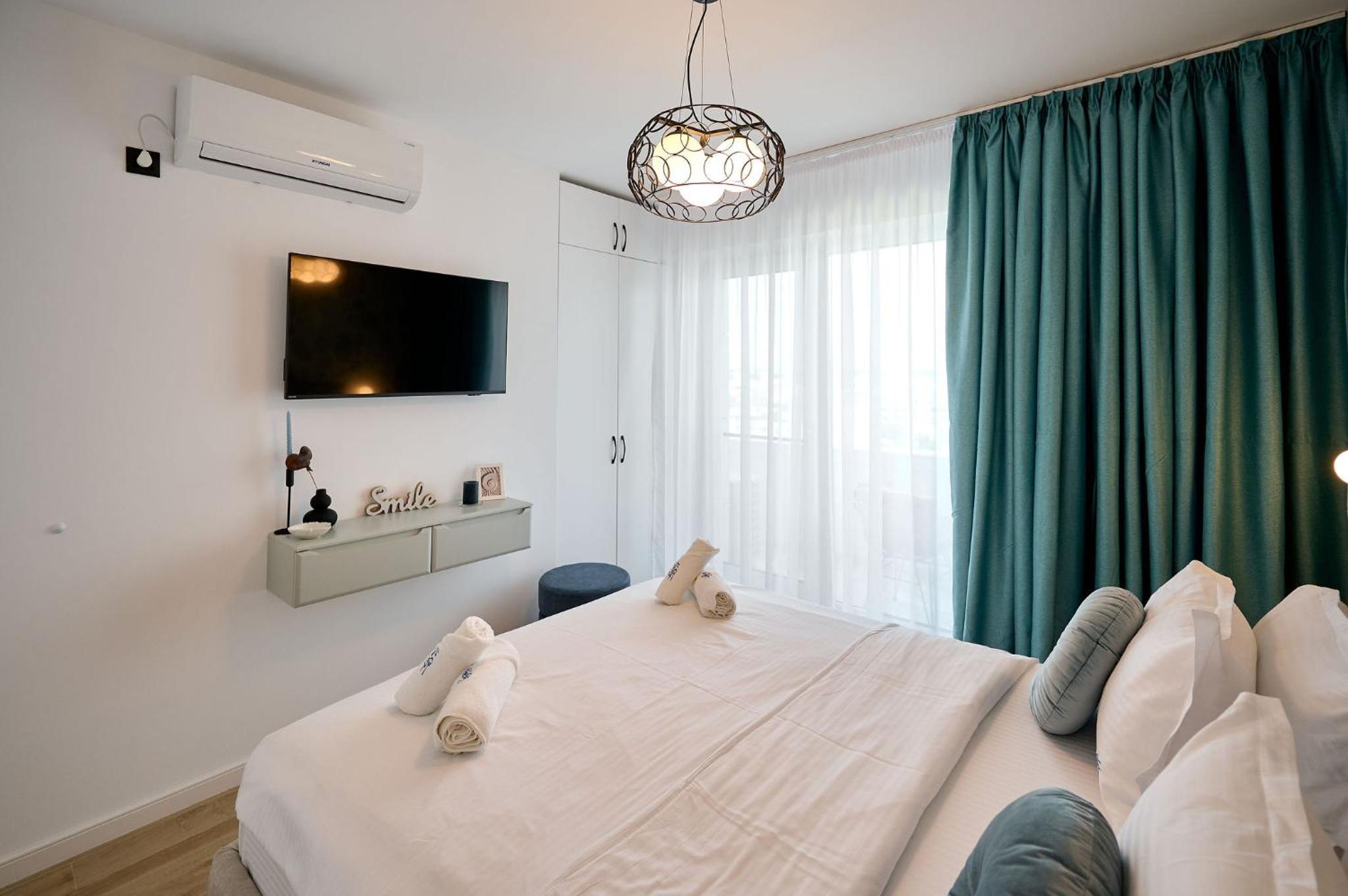 Good Vibes Apartment in Inifinity Pool&Spa- Parking