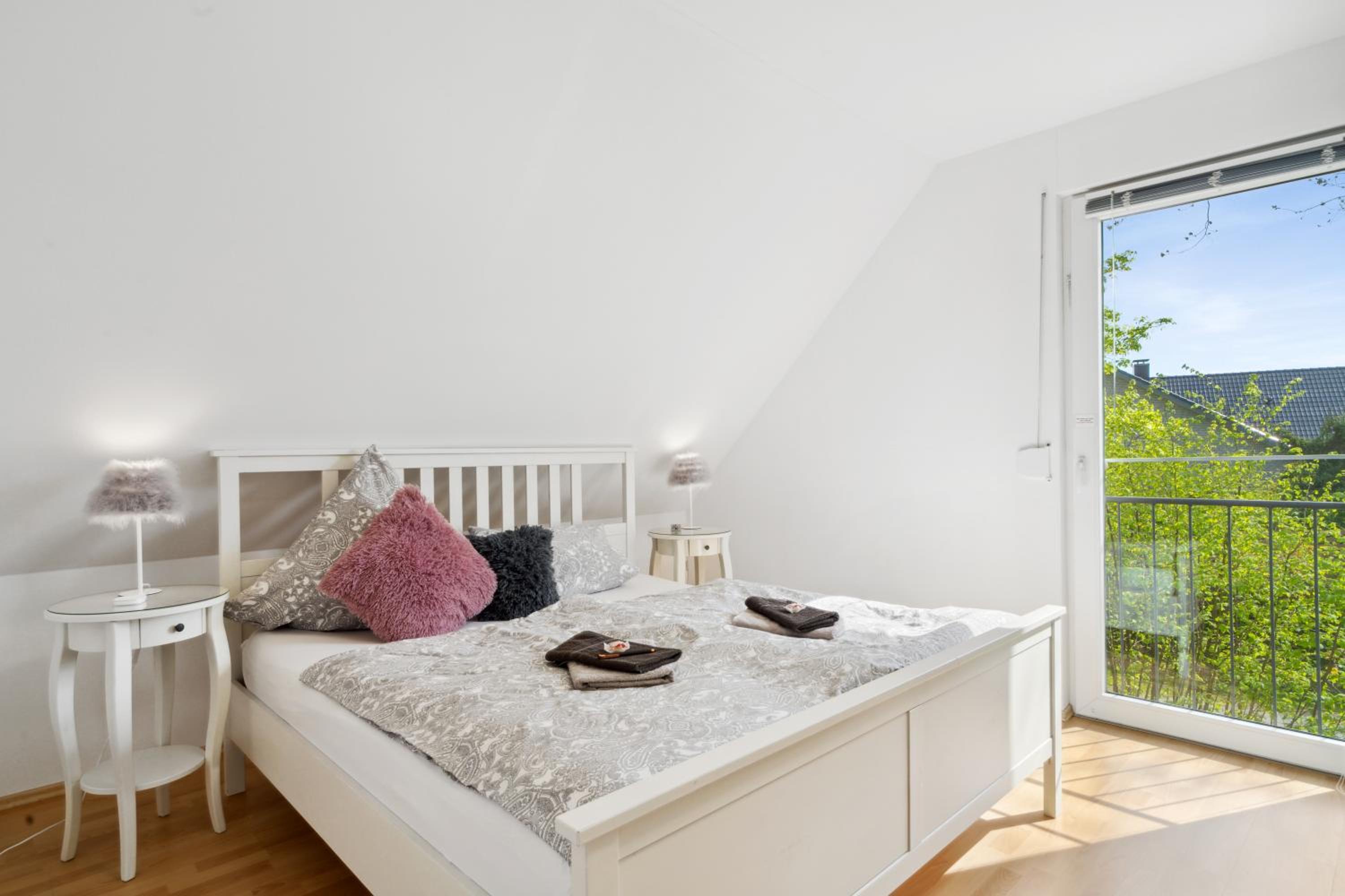 Wellness & Komfortferienwohnung Strandliebe mit Sauna, Terrasse, Garten & Balkon, bei Laboe