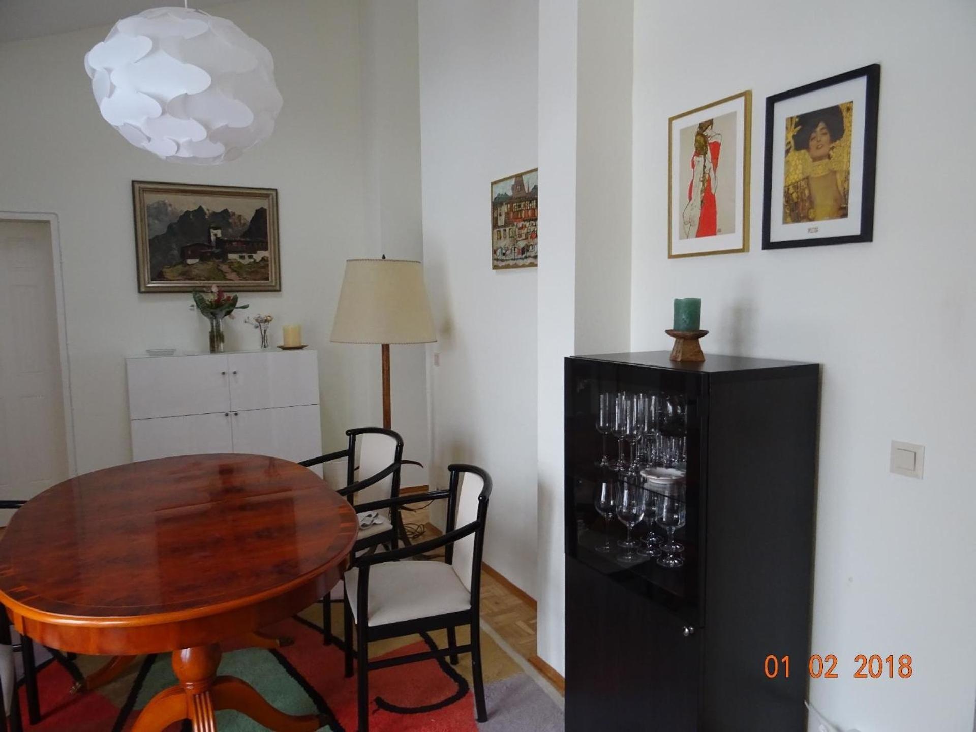 Klimatisiertes 3 Zimmer Appartement mit Terrasse